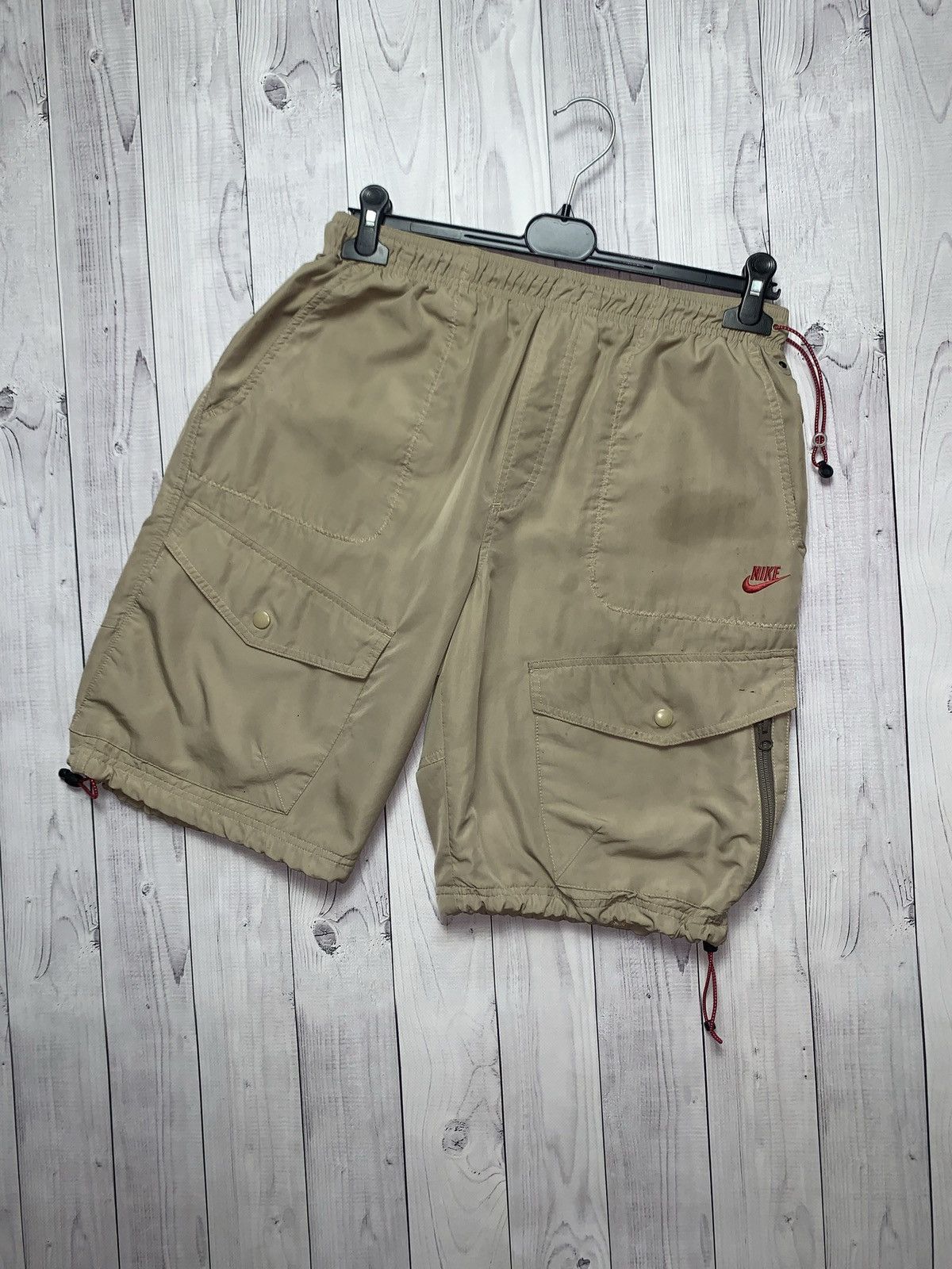 Nike × Vintage Vintage Nike cargo shorts multi pocket size M Size US 32 / EU 48 - 1 Thumbnail