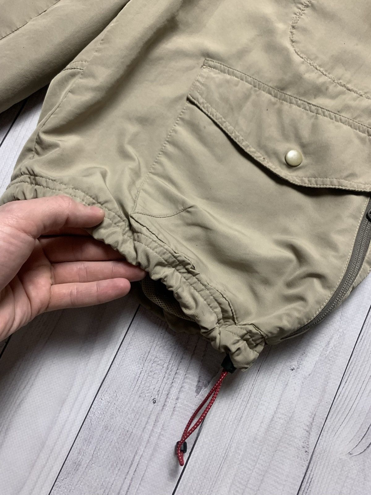 Nike × Vintage Vintage Nike cargo shorts multi pocket size M Size US 32 / EU 48 - 2 Thumbnail