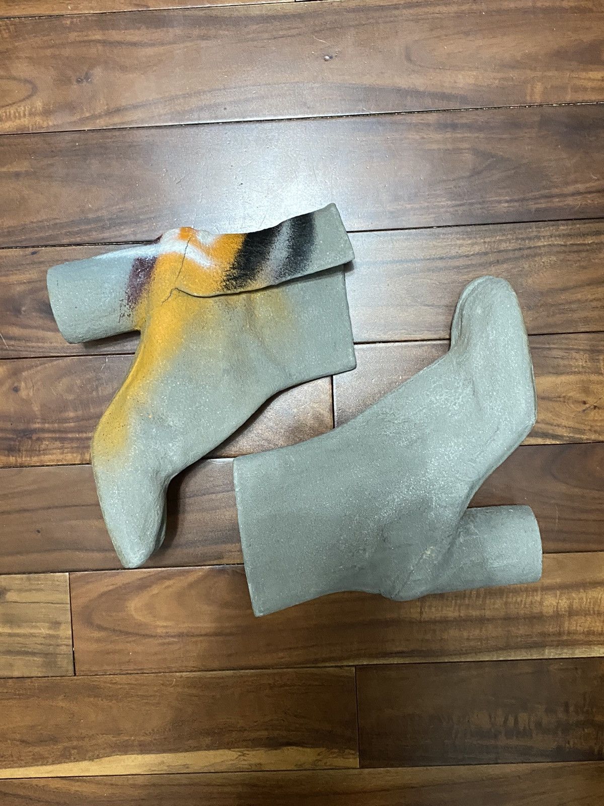 Maison Margiela NEW 1/150 “PAW” hand painted cement resin tabi Size US 7 / EU 40 - 3 Thumbnail