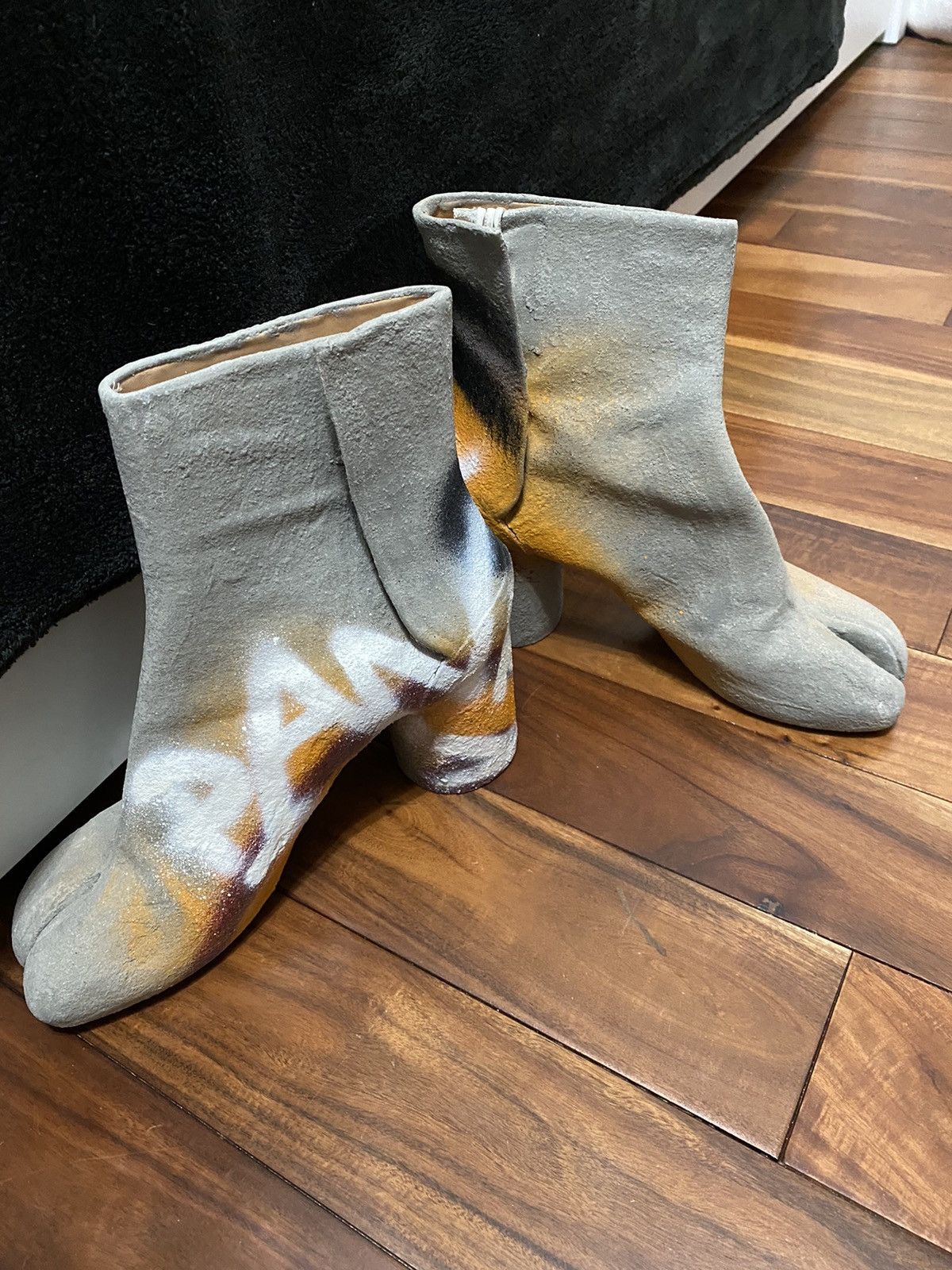 Maison Margiela NEW 1/150 “PAW” hand painted cement resin tabi Size US 7 / EU 40 - 4 Thumbnail