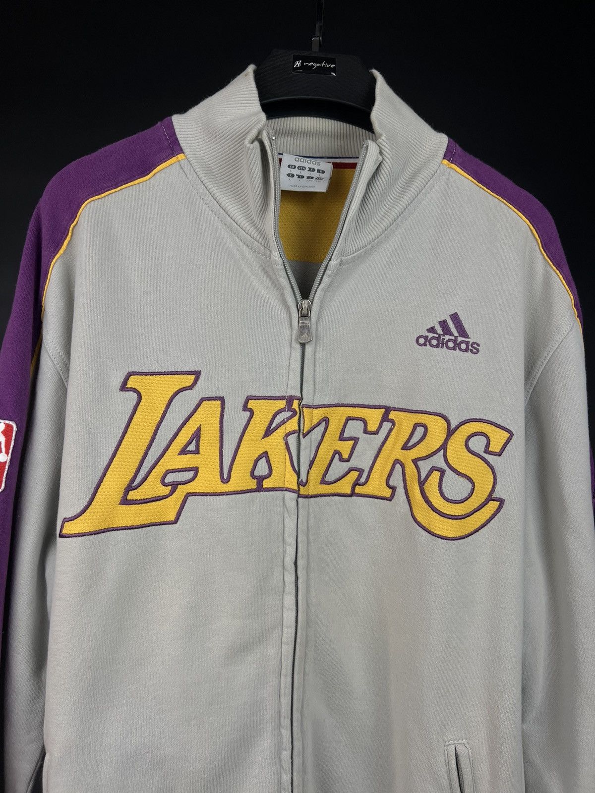 Adidas × NBA × Vintage VTG Adidas Lakers NBA Gray with Purple Full Zip Sweatshirt Size US L / EU 52-54 / 3 - 2 Thumbnail