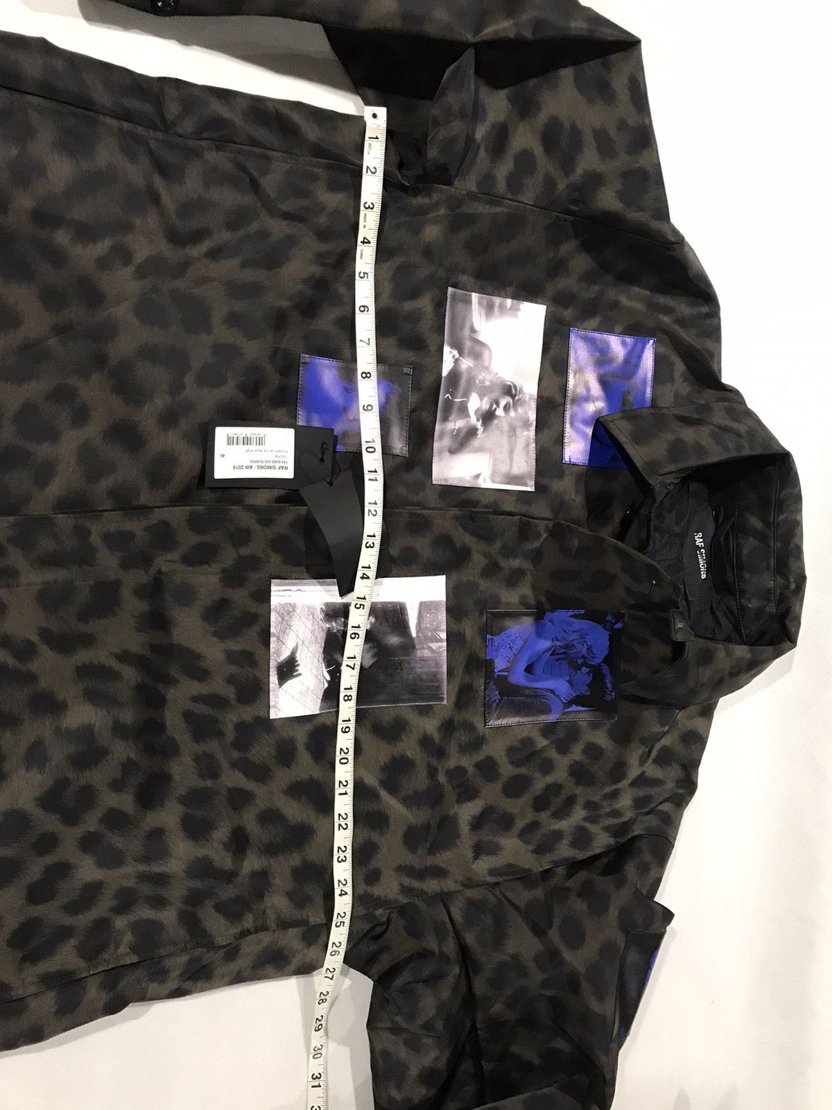 Raf Simons Raf Simons AW 19 oversized animal print coat. 46/S$3000 Size US S / EU 44-46 / 1 - 7 Thumbnail