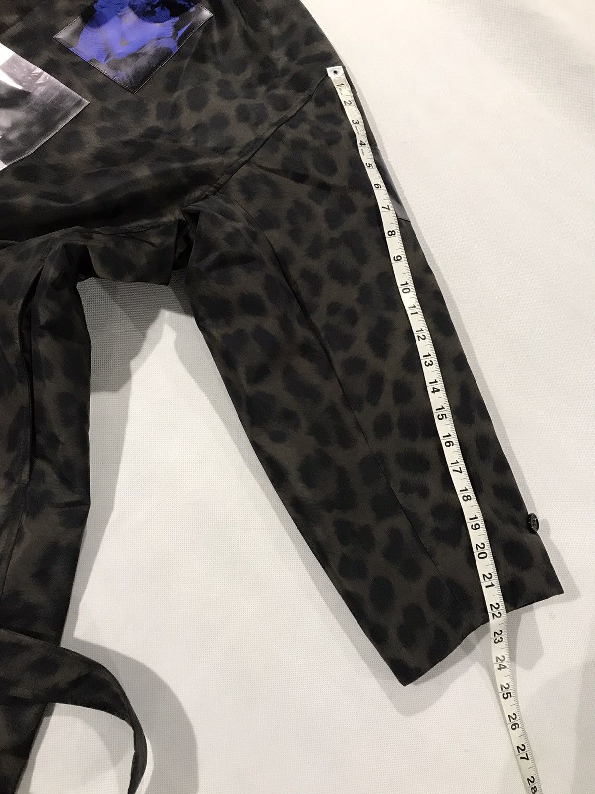 Raf Simons Raf Simons AW 19 oversized animal print coat. 46/S$3000 Size US S / EU 44-46 / 1 - 6 Thumbnail