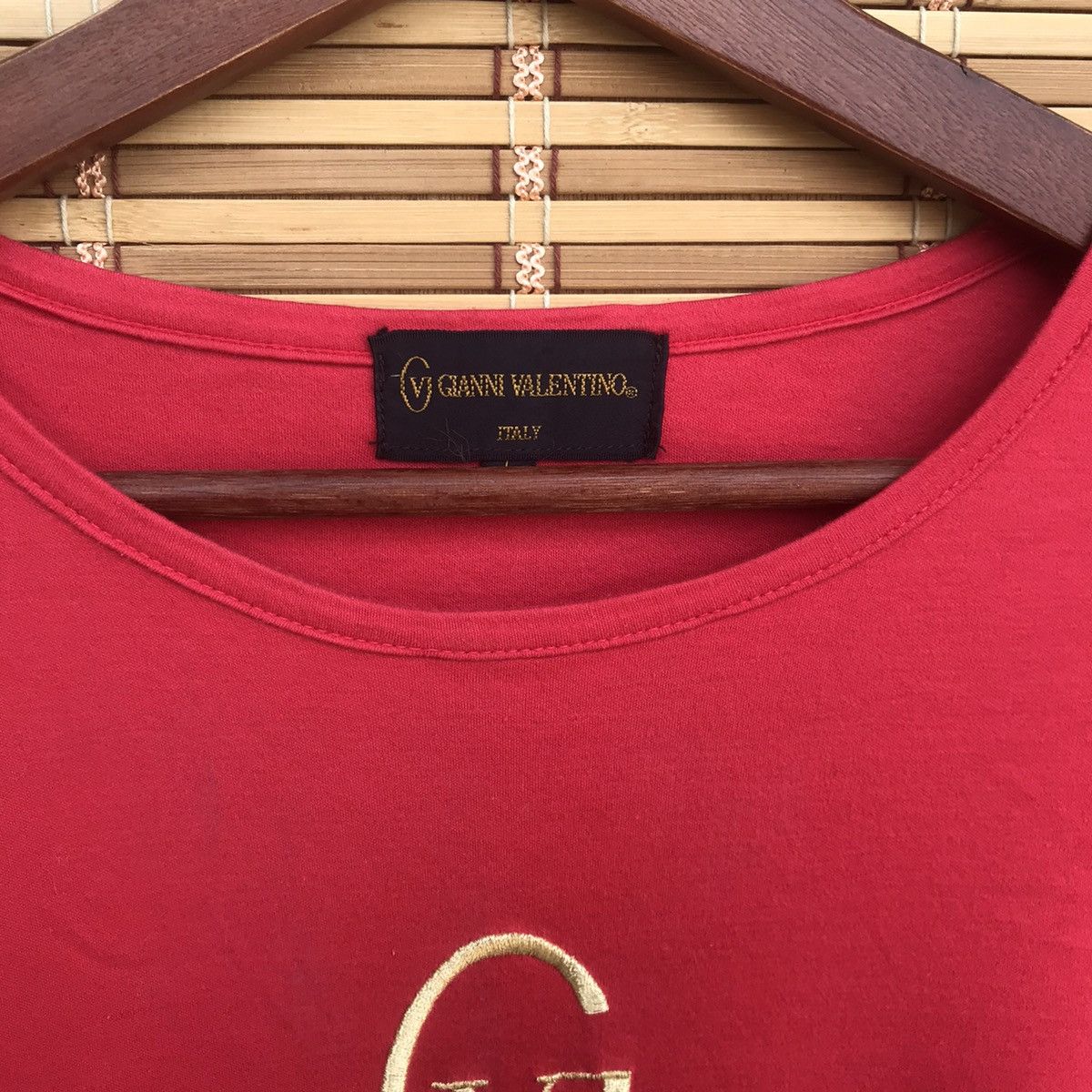 Gianni Valentino Vintage Gianni Valentino Gold Embroidered logo L slimfit Size US L / EU 52-54 / 3 - 5 Thumbnail