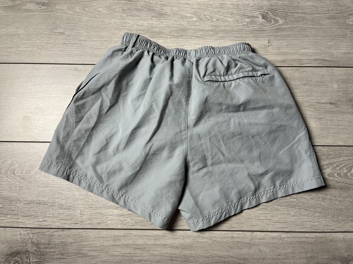 Nike Nike shorts small swoosh size Large Size US 34 / EU 50 - 4 Thumbnail