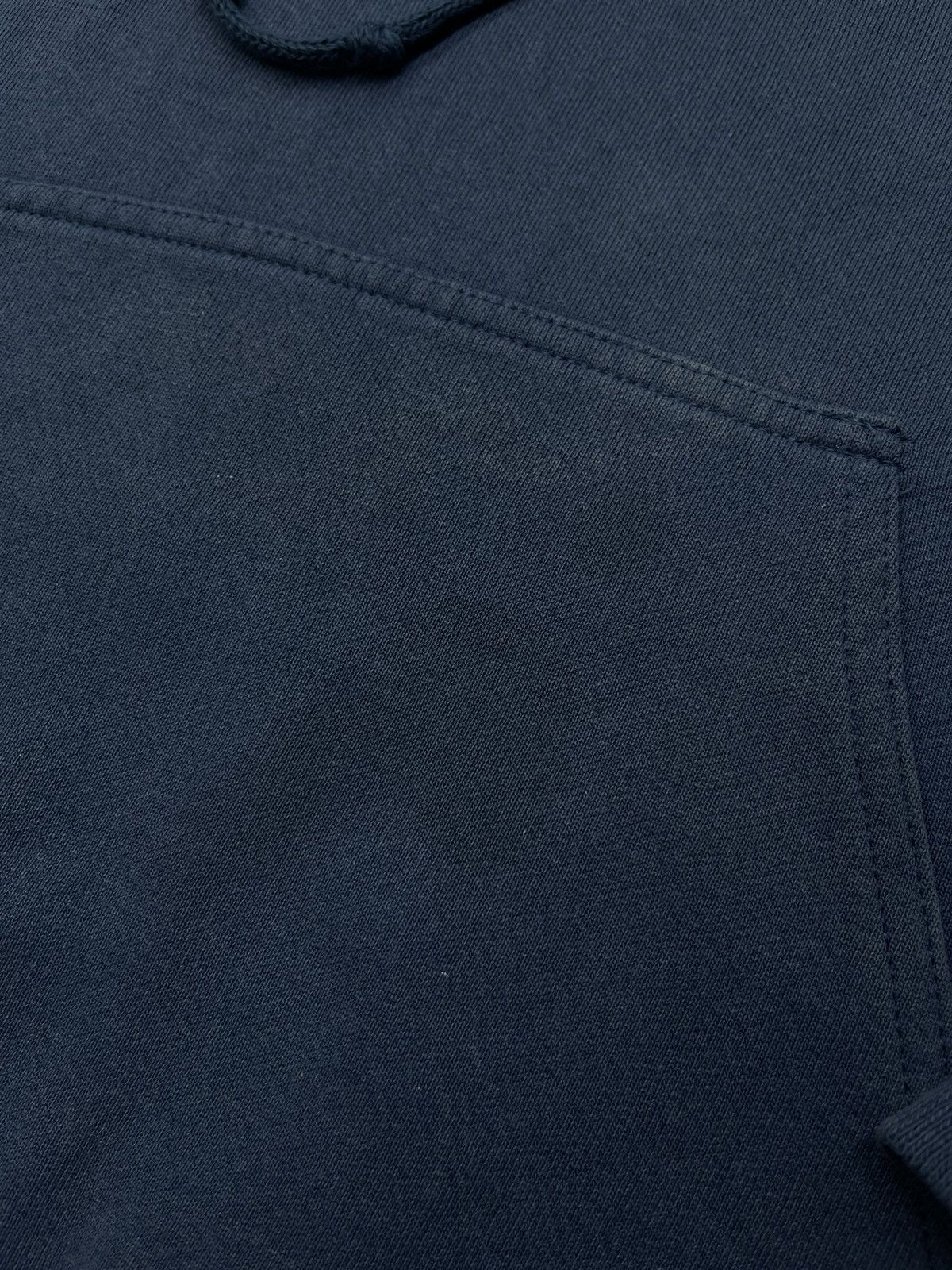 Nike × Vintage Vintage Nike Basic Hoodie Navy Little Logo Y2K size Xl Size US XL / EU 56 / 4 - 5 Thumbnail
