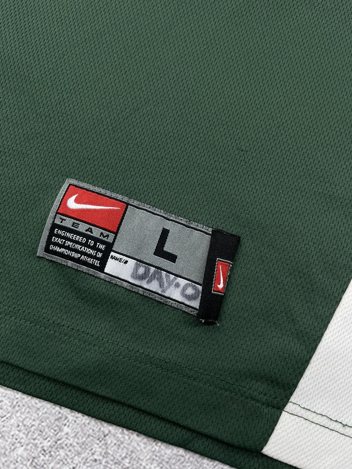 Nike × Vintage Vintage Nike Team Miami 32 Jersey size L Size US L / EU 52-54 / 3 - 7 Thumbnail