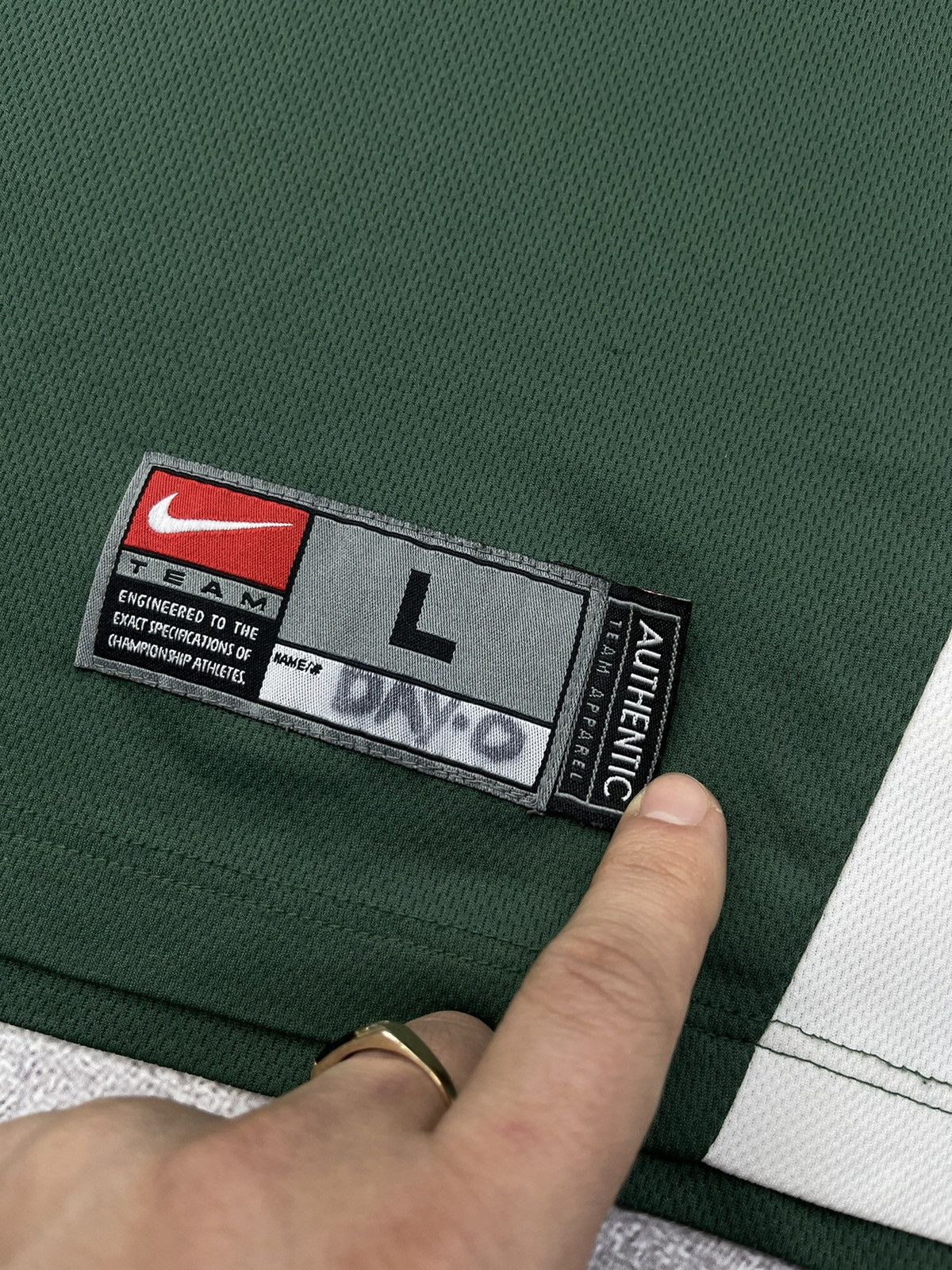 Nike × Vintage Vintage Nike Team Miami 32 Jersey size L Size US L / EU 52-54 / 3 - 8 Thumbnail