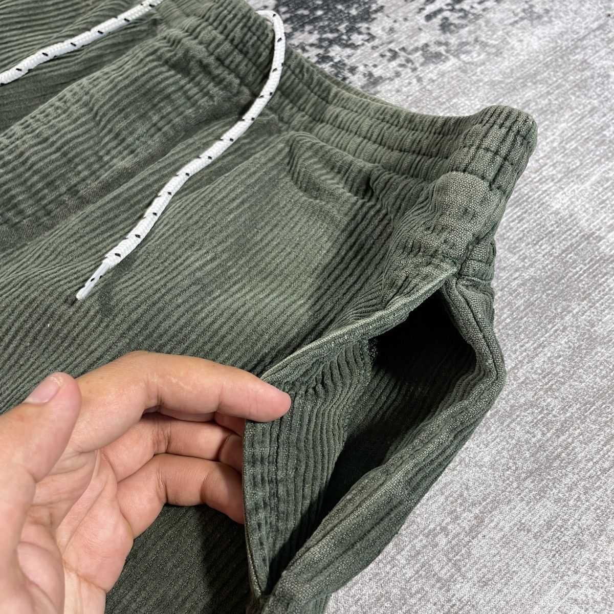 Stussy STUSSY CORDUROY SHORTS // SIZE 36" Size US 36 / EU 52 - 3 Thumbnail