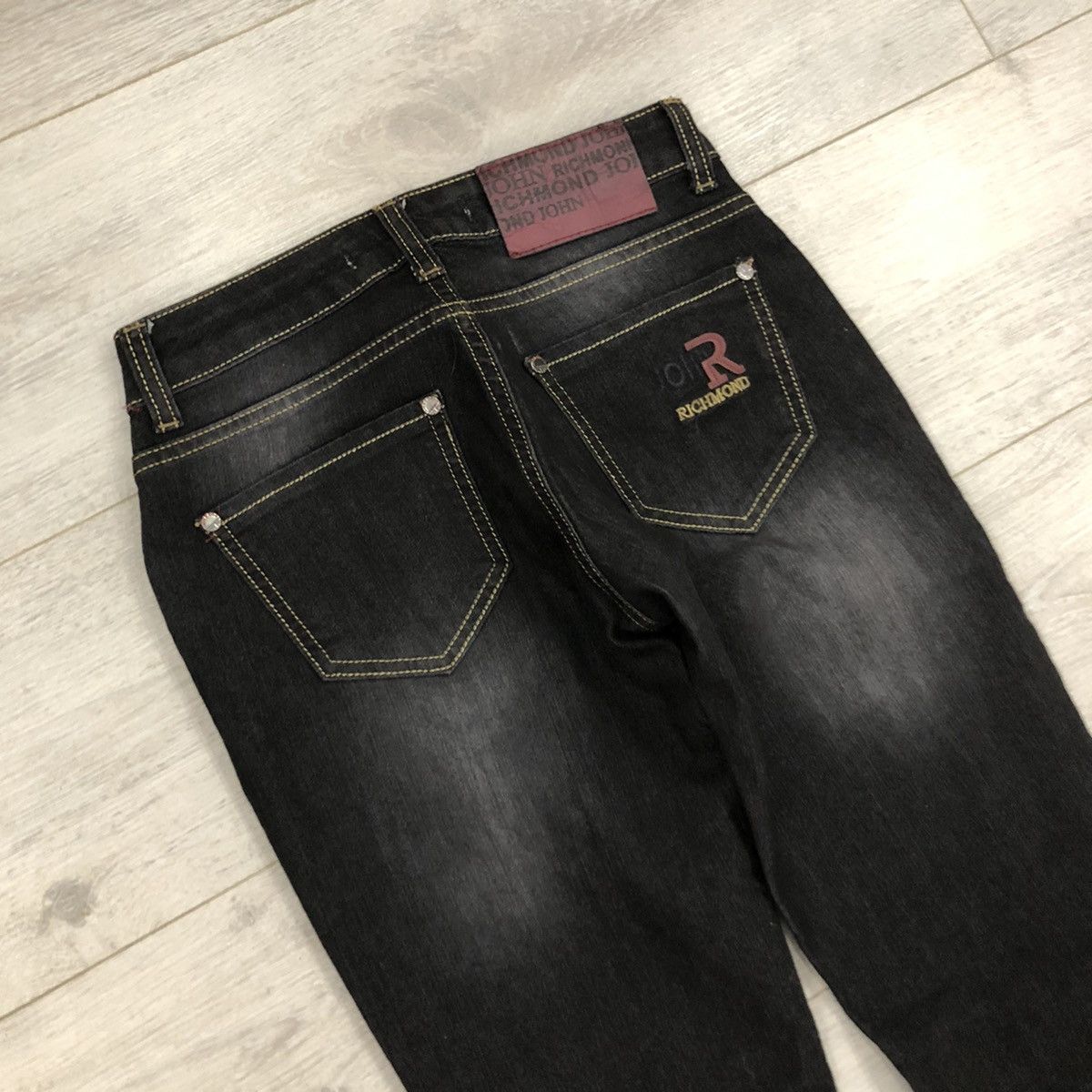 John Richmond John Richmond Denim Jeans Bootcut Size US 28 / EU 44 - 2 Thumbnail
