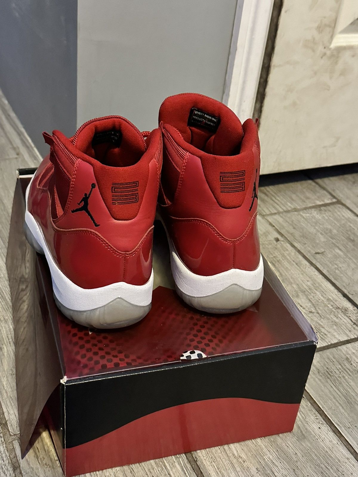 Jordan Brand Air Jordan 11 retro Win Like 96 Size US 12 / EU 45 - 2 Thumbnail