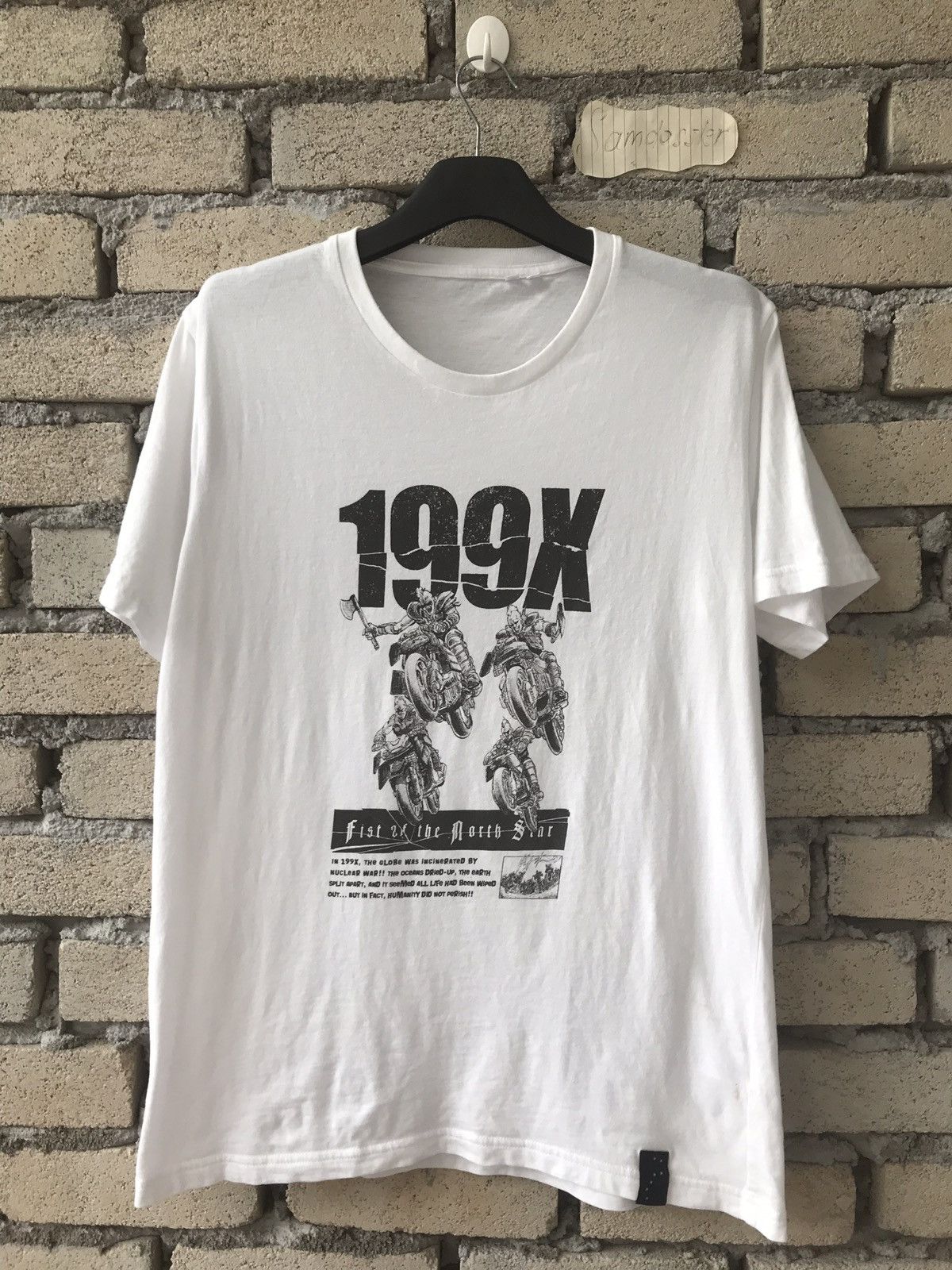 Japanese Brand × Uniqlo Fist of the North Star Classic Manga Series Tetsuo Hara Size US M / EU 48-50 / 2 - 1 Thumbnail