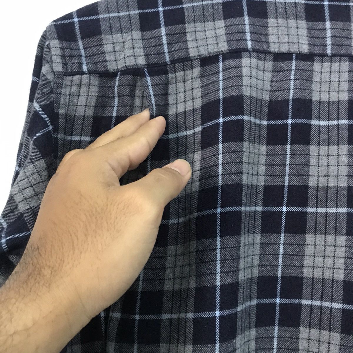 Flannel Nice❗️Uniqlo Flannel Button Up Shirt Grey Size US M / EU 48-50 / 2 - 11 Thumbnail