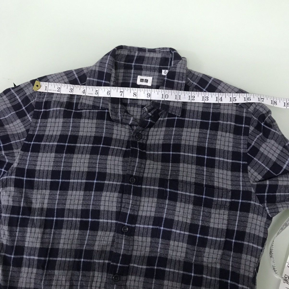 Flannel Nice❗️Uniqlo Flannel Button Up Shirt Grey Size US M / EU 48-50 / 2 - 15 Thumbnail
