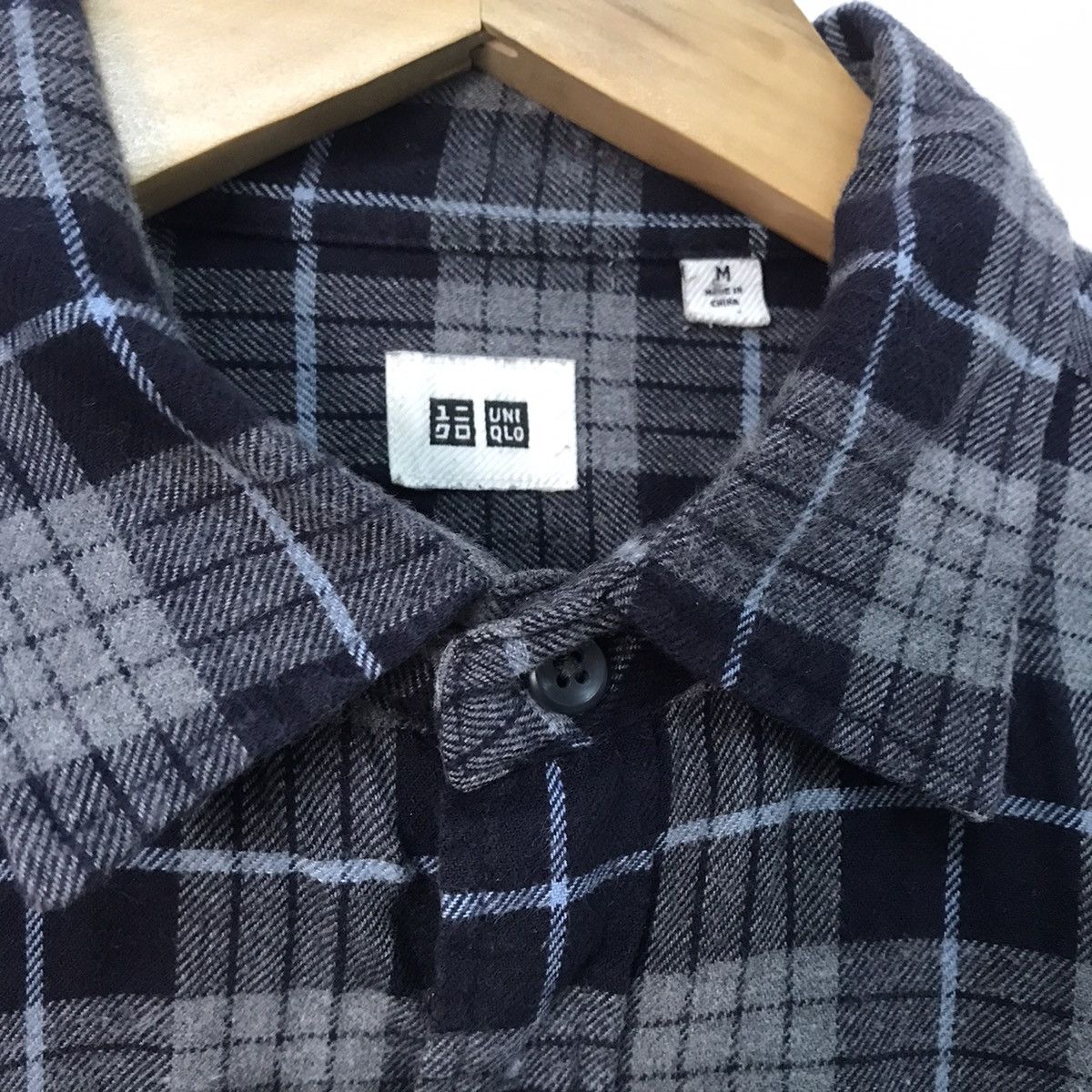 Flannel Nice❗️Uniqlo Flannel Button Up Shirt Grey Size US M / EU 48-50 / 2 - 5 Thumbnail