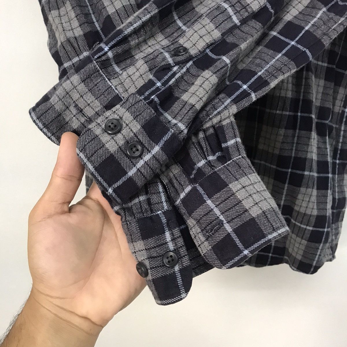 Flannel Nice❗️Uniqlo Flannel Button Up Shirt Grey Size US M / EU 48-50 / 2 - 10 Thumbnail