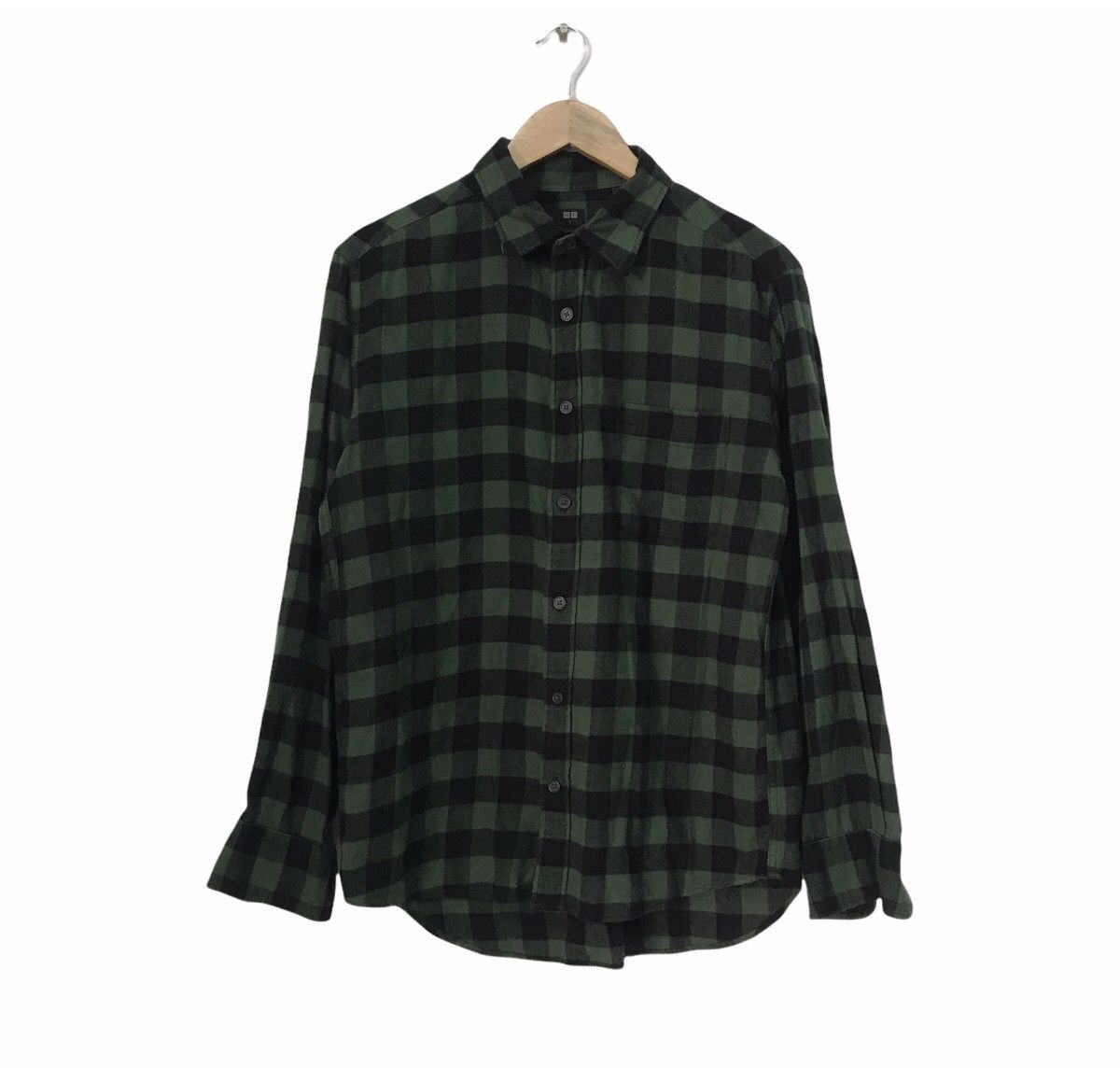 Flannel Nice❗️Uniqlo Flannel Button Up Shirt Green Size US L / EU 52-54 / 3 - 1 Thumbnail