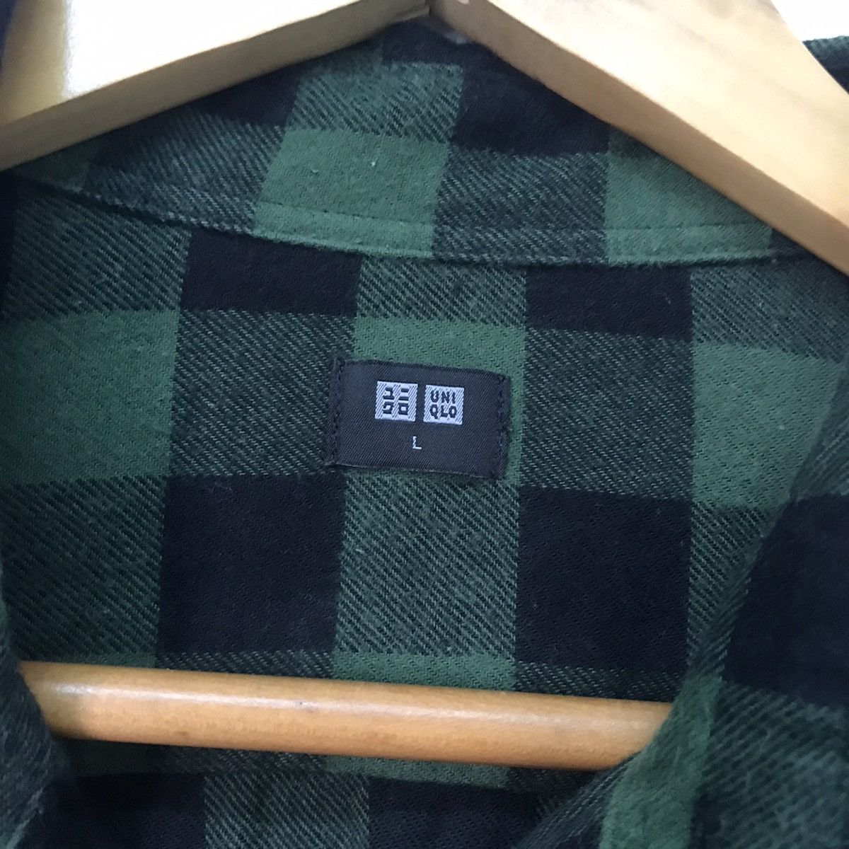 Flannel Nice❗️Uniqlo Flannel Button Up Shirt Green Size US L / EU 52-54 / 3 - 5 Thumbnail