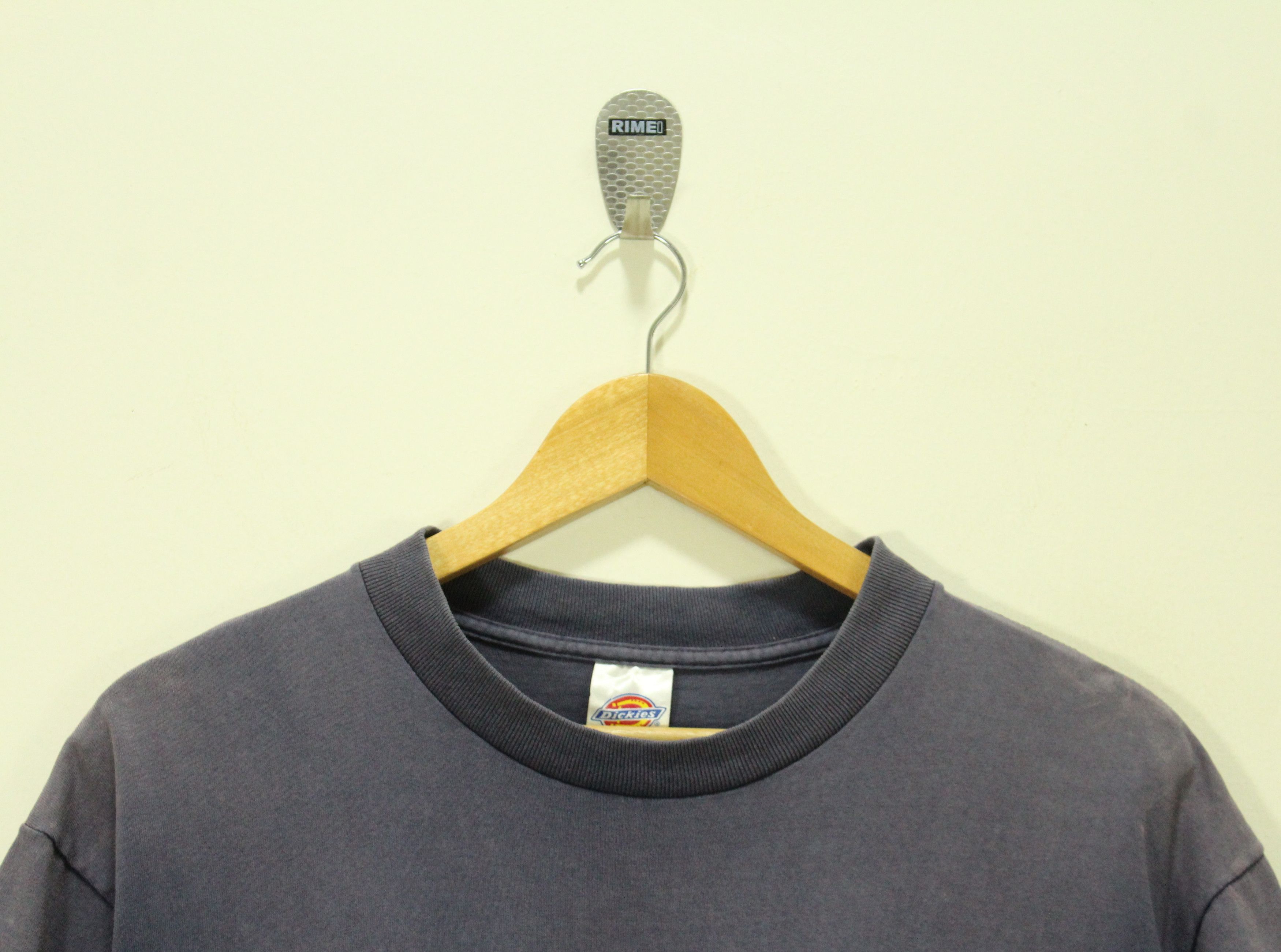 Vintage Faded Sunfaded Thrashed Distressed DICKIES T Shirt Black Kat Size US L / EU 52-54 / 3 - 5 Thumbnail
