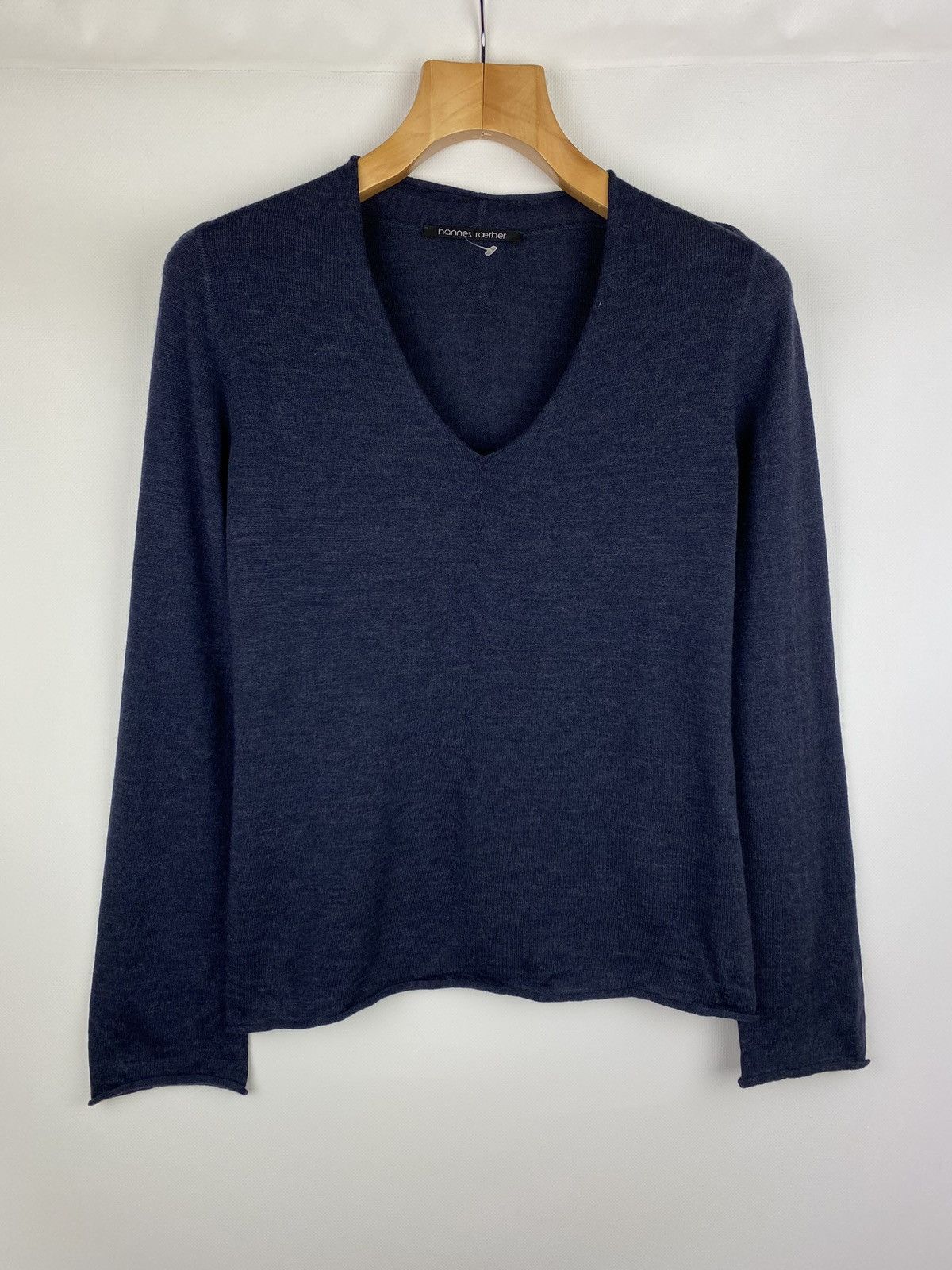 hannes roether Hannes Roether avant-garde wool v-neck sweater pullover Size M / US 6-8 / IT 42-44 - 1 Thumbnail