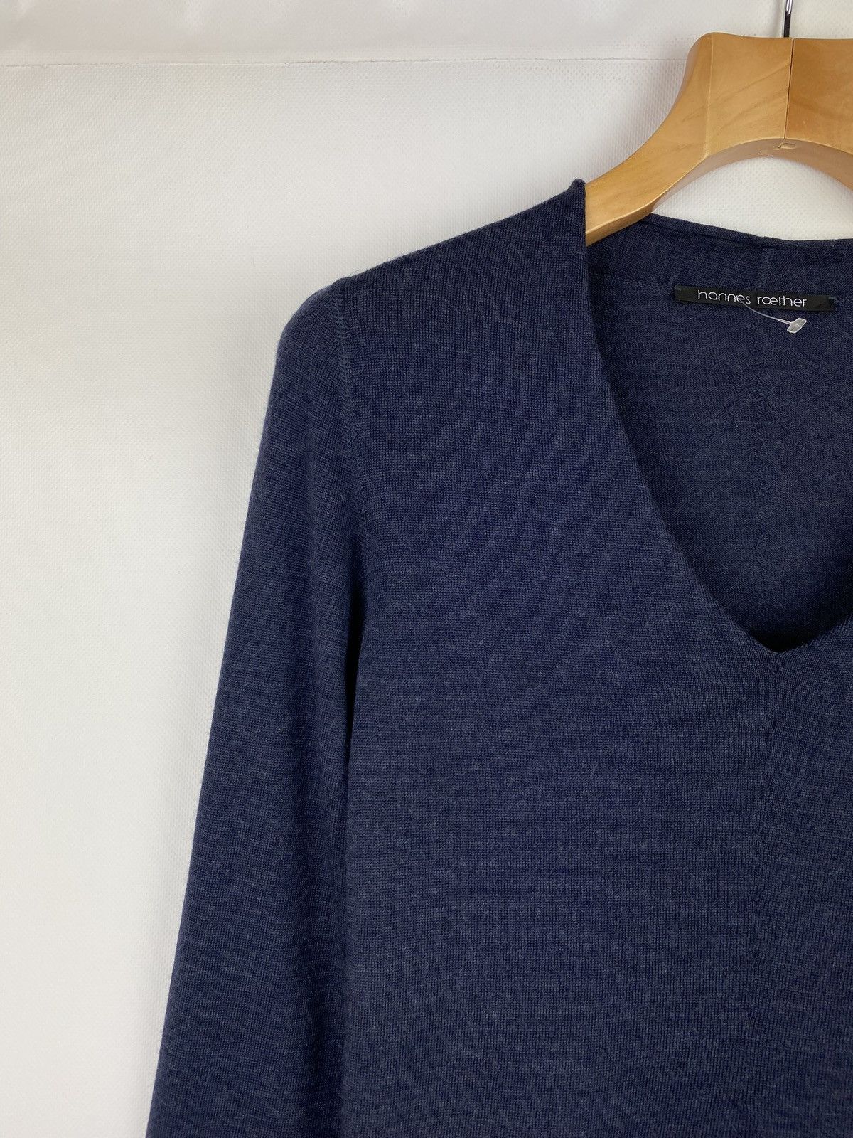 hannes roether Hannes Roether avant-garde wool v-neck sweater pullover Size M / US 6-8 / IT 42-44 - 5 Thumbnail