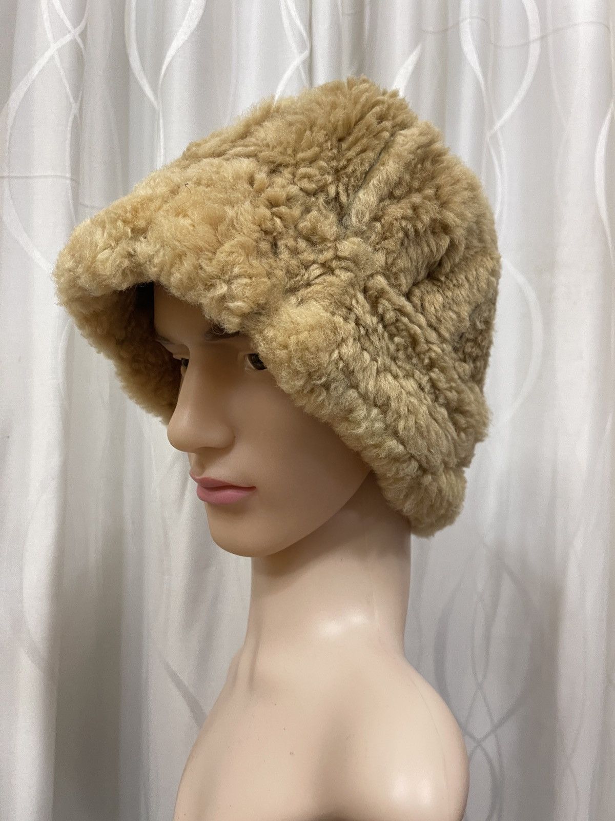 Vintage Vintage Sheepskin Sherpa Hats Size ONE SIZE - 8 Thumbnail