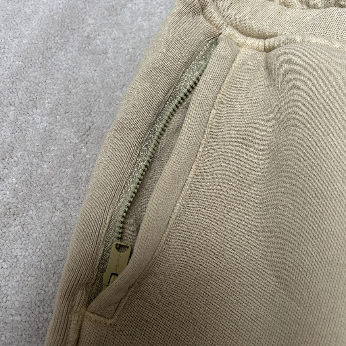 Yeezy Season 4 Panelled Sweatpants Toad Men's Size Medium