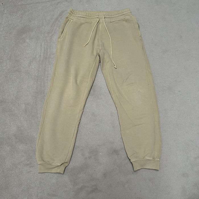 Yeezy season best sale 4 sweatpants