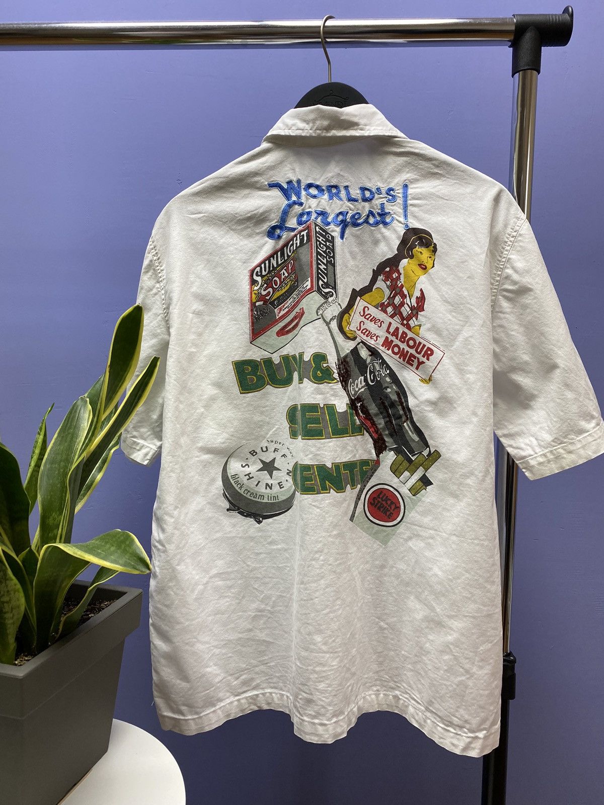 Vintage Vintage American Style “World Largest” Short Sleeve Shirt Size US L / EU 52-54 / 3 - 1 Thumbnail