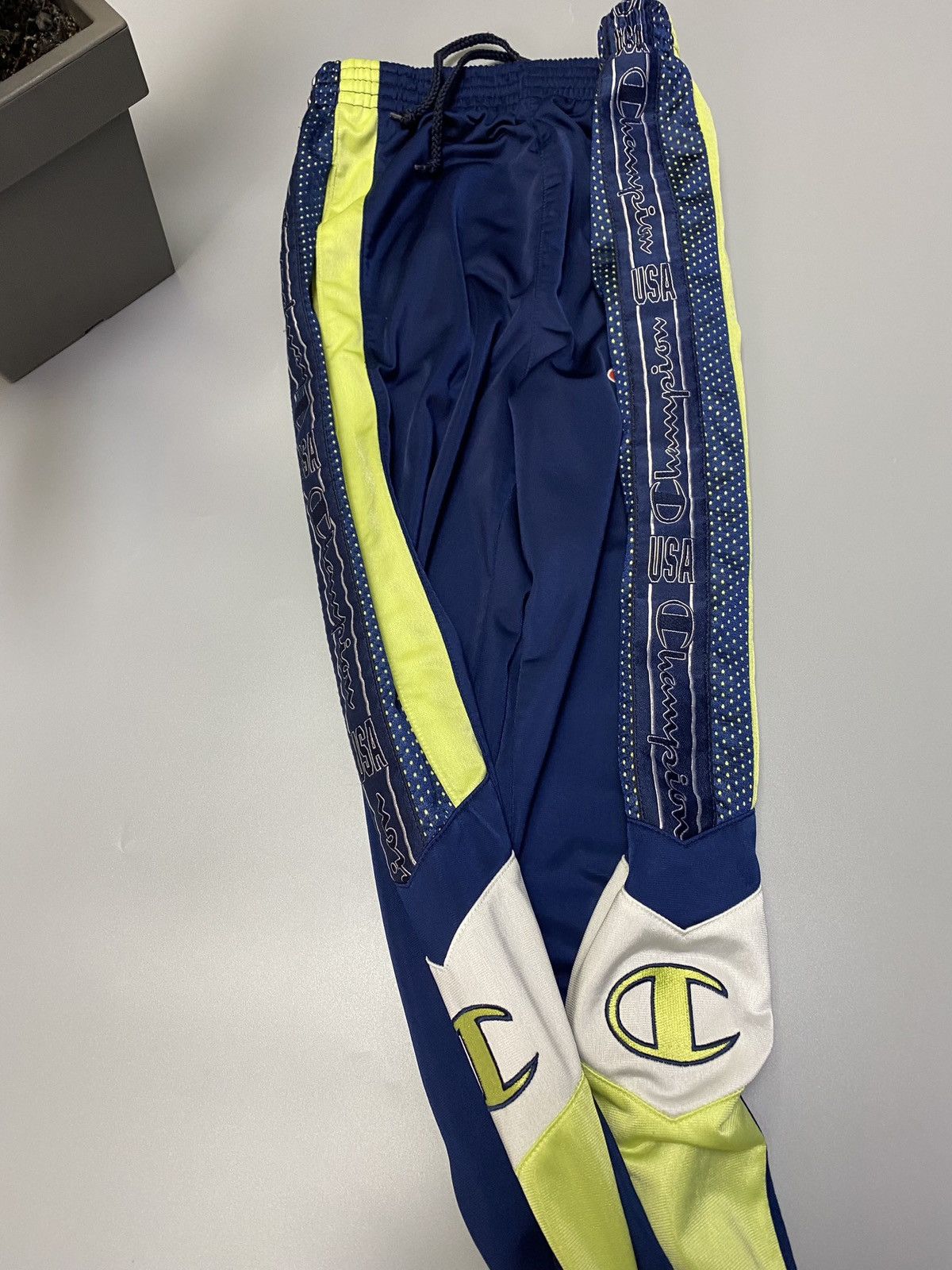 Champion × Vintage Vintage Champion Track Pants Size US 30 / EU 46 - 14 Thumbnail