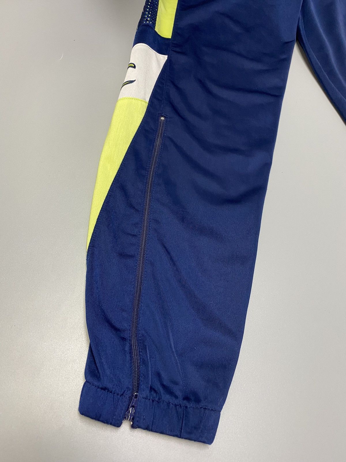 Champion × Vintage Vintage Champion Track Pants Size US 30 / EU 46 - 22 Thumbnail
