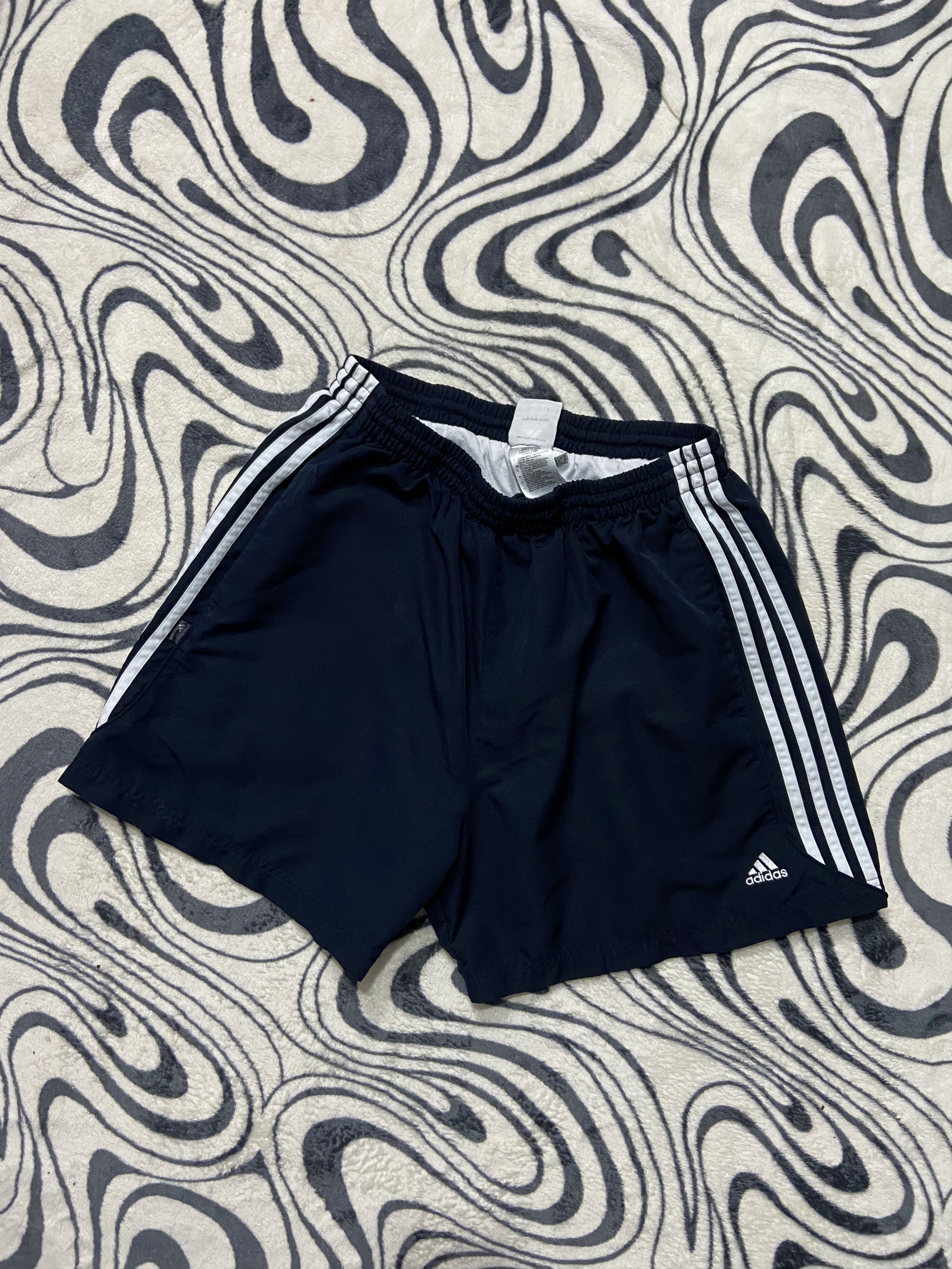 Adidas × Vintage Adidas Vintage Mens Nylon Shorts Size US 36 / EU 52 - 1 Thumbnail
