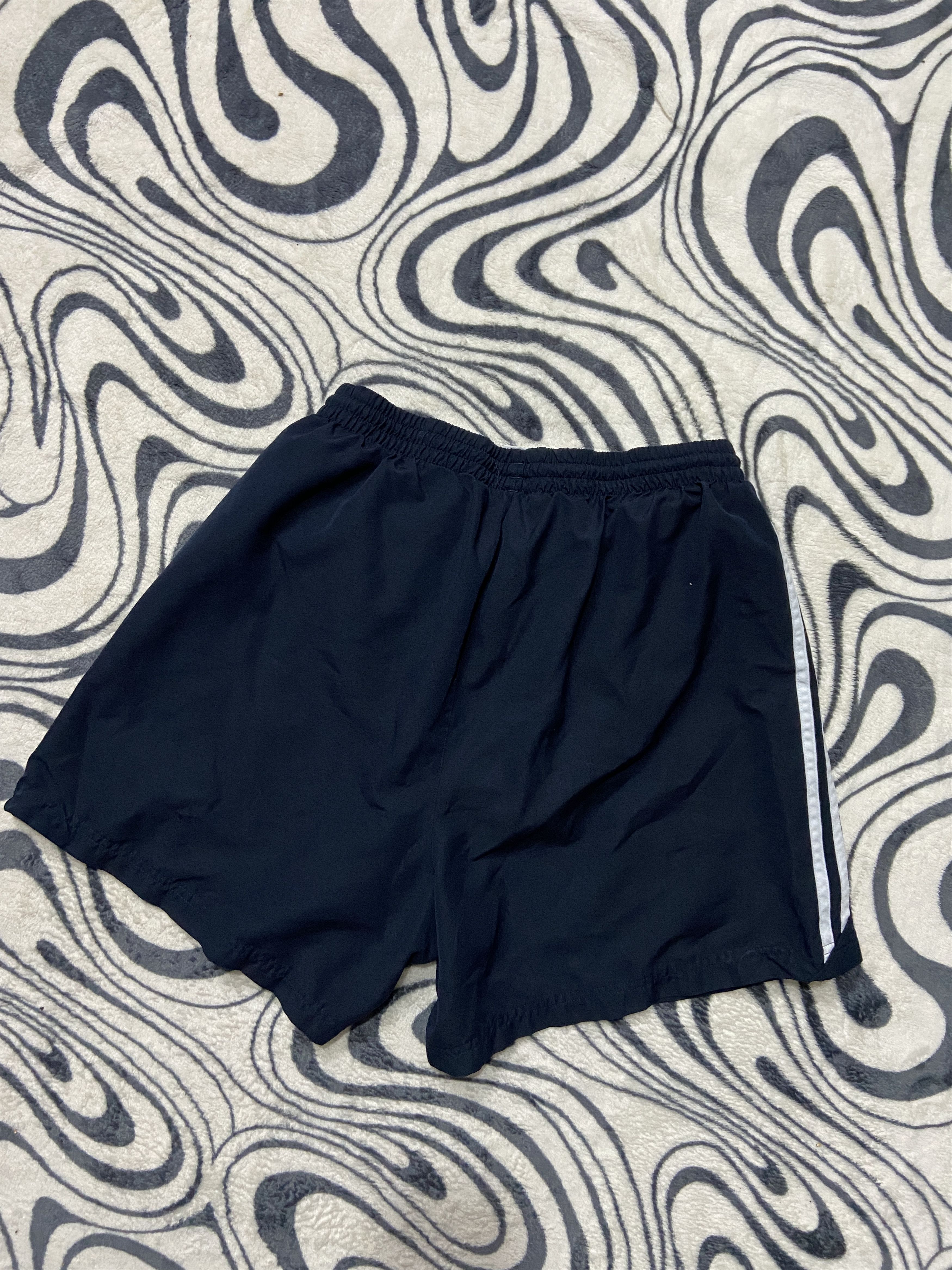 Adidas × Vintage Adidas Vintage Mens Nylon Shorts Size US 36 / EU 52 - 3 Thumbnail