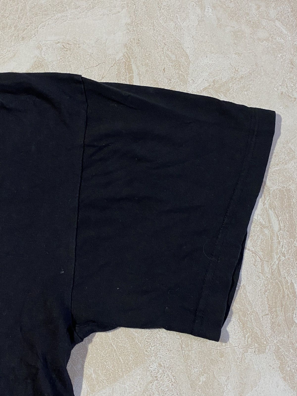 Band Tees Vintage 2004 HIM rock band t-shirt Size US M / EU 48-50 / 2 - 8 Thumbnail