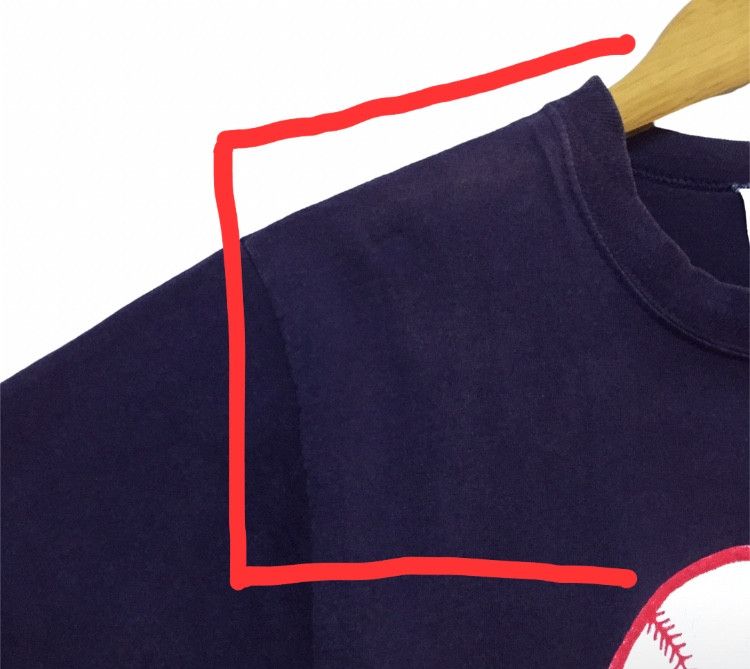 MLB VINTAGE 90s NEW YORK YANKEES MLB BIG LOGO TSHIRT Size US M / EU 48-50 / 2 - 6 Thumbnail