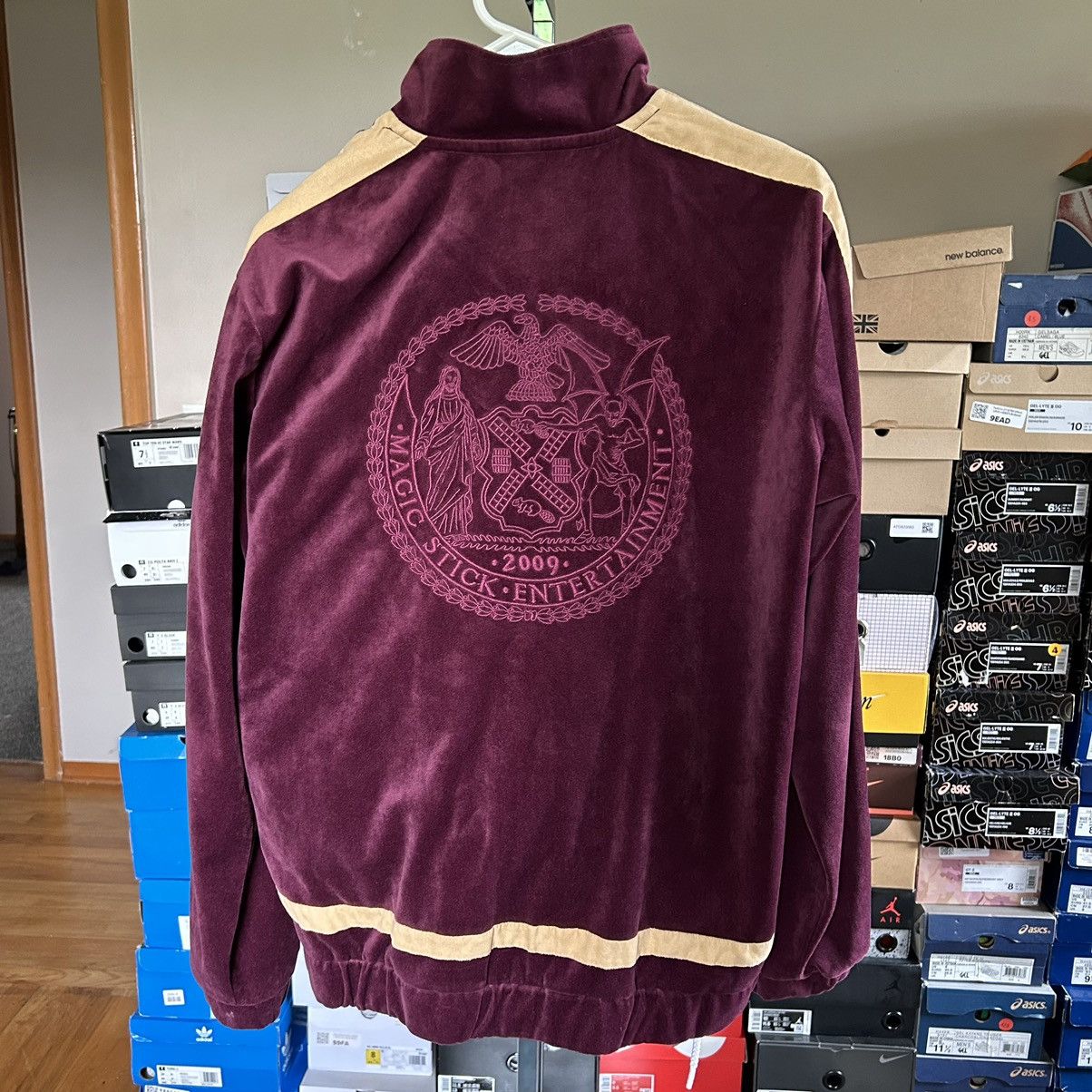 MAGIC STICK 2018 VELOUR SUEDE LEiSURE TRACK JACKET BYZANTiNE PURPLE WiNE Size US L / EU 52-54 / 3 - 5 Thumbnail