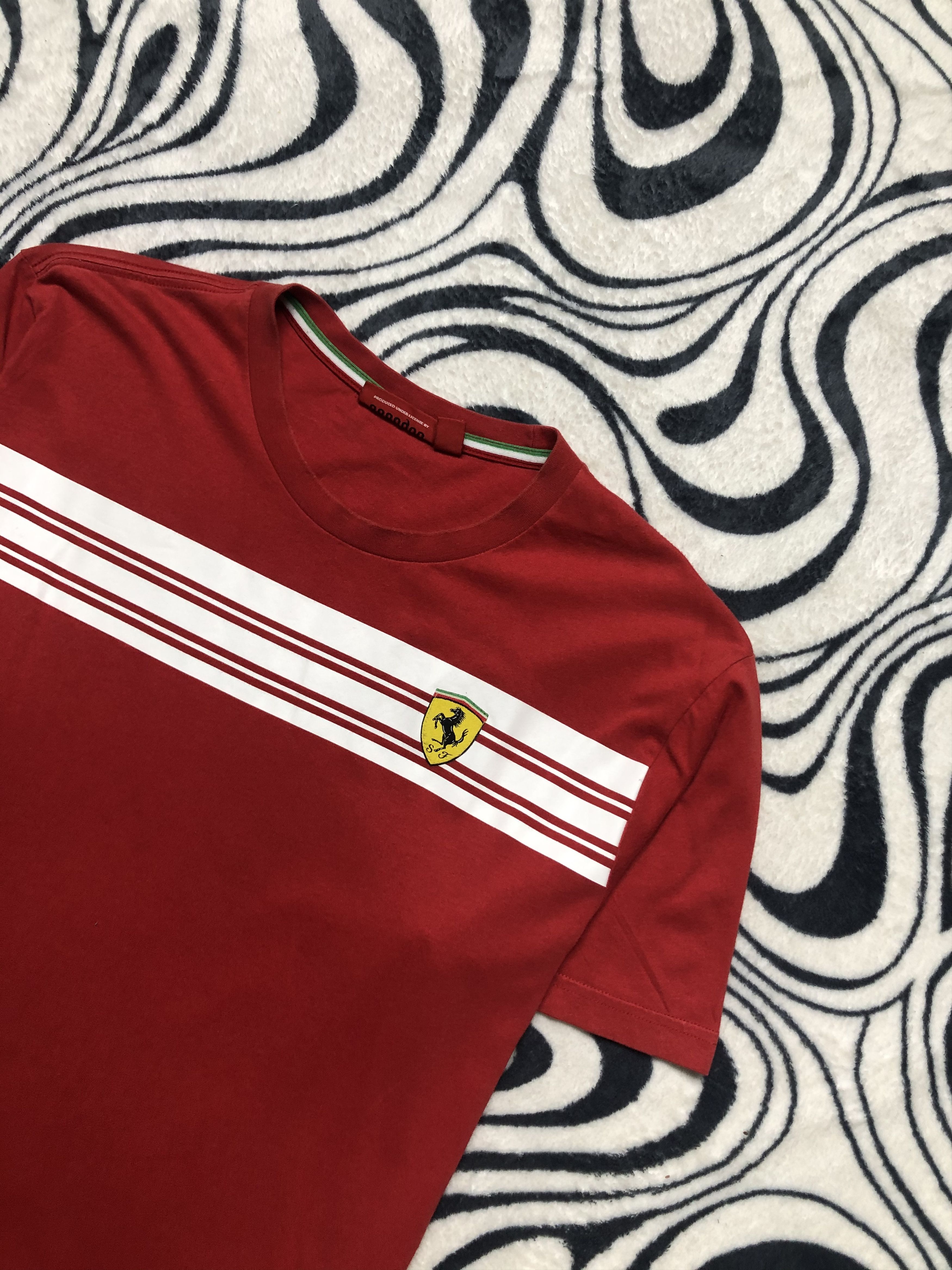 Ferrari Ferrari Scuderia Mens T-Shirt Tee Y2K Size US XL / EU 56 / 4 - 2 Thumbnail
