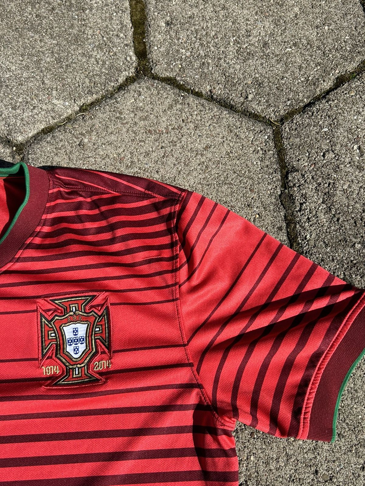 Nike Vintage Nike Portugal Soccer Jersey Size US M / EU 48-50 / 2 - 6 Thumbnail