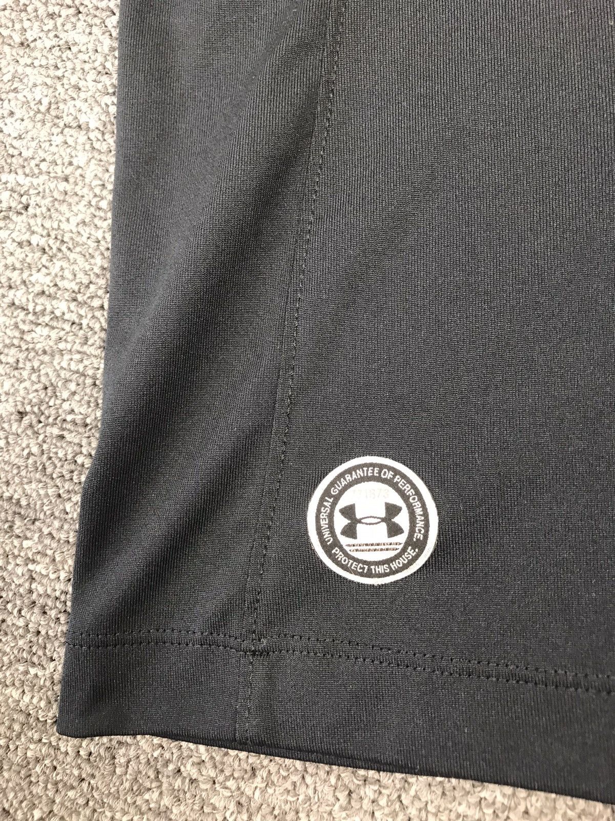 Under Armour SOUTHAMPTON F.C 2016/17 AWAY,SOCCER JERSEY,UNDER ARMOUR,Sz M Size US M / EU 48-50 / 2 - 5 Thumbnail