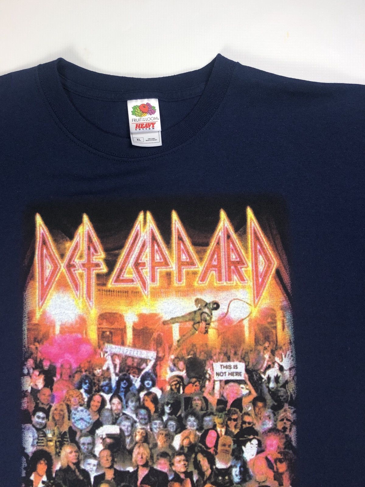 Def Leppard × Vintage Def Leppard 2008 t-shirt Size US XL / EU 56 / 4 - 2 Thumbnail