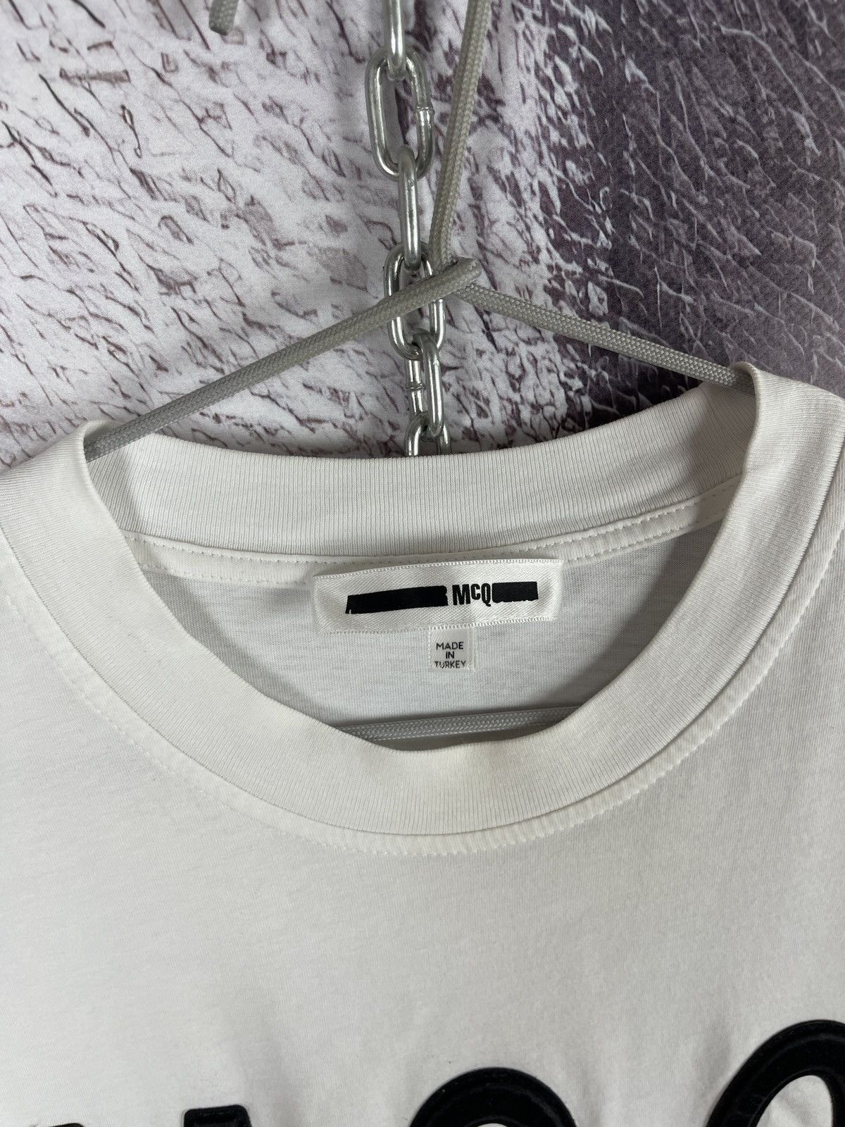 Alexander McQueen McQ Alexander McQueen big mirror logo white tee shirt Size US L / EU 52-54 / 3 - 6 Thumbnail
