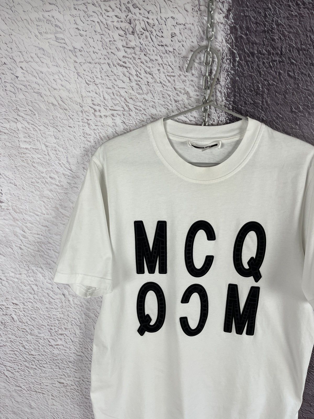 Alexander McQueen McQ Alexander McQueen big mirror logo white tee shirt Size US L / EU 52-54 / 3 - 2 Thumbnail