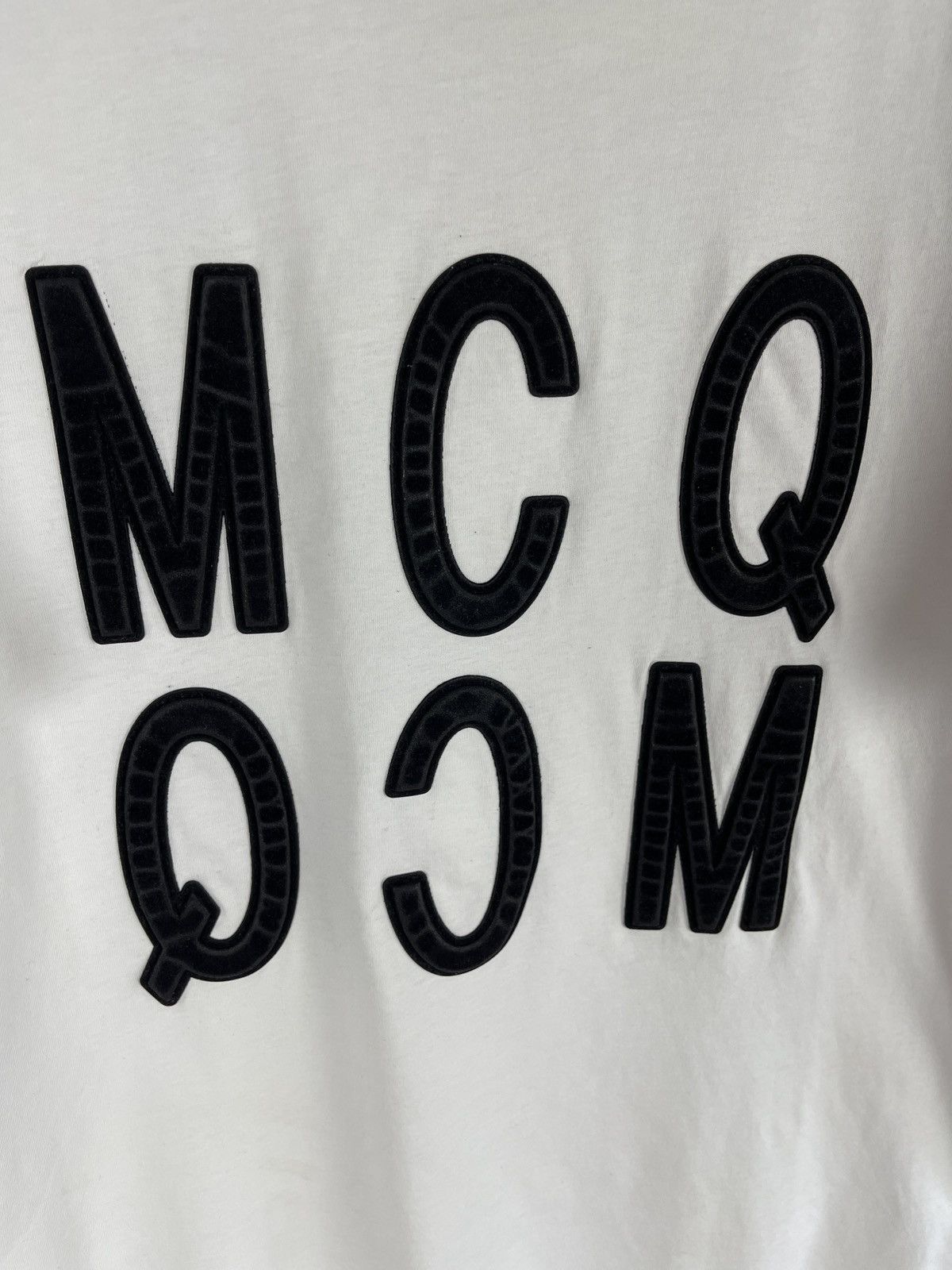 Alexander McQueen McQ Alexander McQueen big mirror logo white tee shirt Size US L / EU 52-54 / 3 - 4 Thumbnail