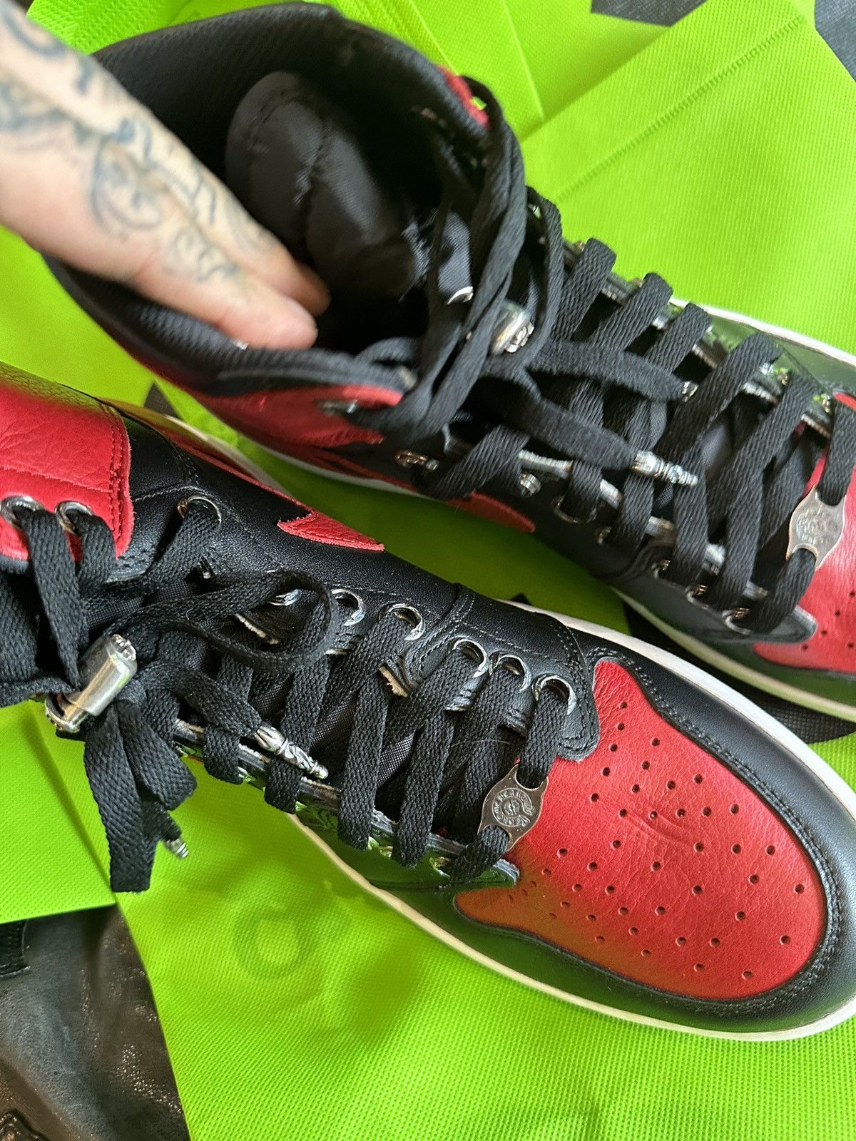 Chrome Hearts Chrome Hearts x Jordan 1 BRED Sneakers NEW SZ13 4Gseller Size US 13 / EU 46 - 8 Thumbnail