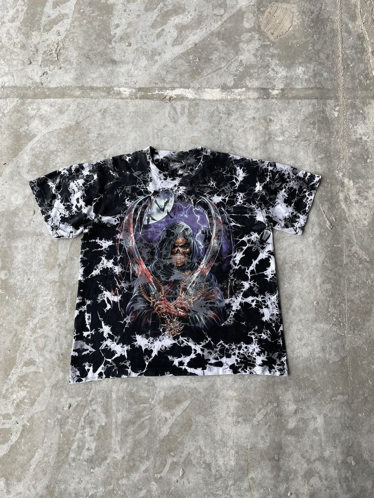 Vintage Vintage Wild Evil Devil Death Full Printed Tee Shirt Size L Size US L / EU 52-54 / 3 - 1 Thumbnail