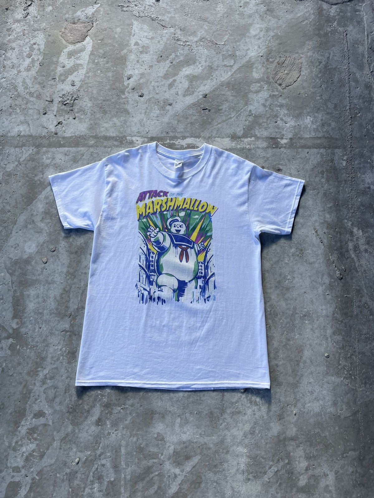 Vintage Vintage Gildan Attack Of The Marshmallow White Tee Size L Size US L / EU 52-54 / 3 - 1 Thumbnail