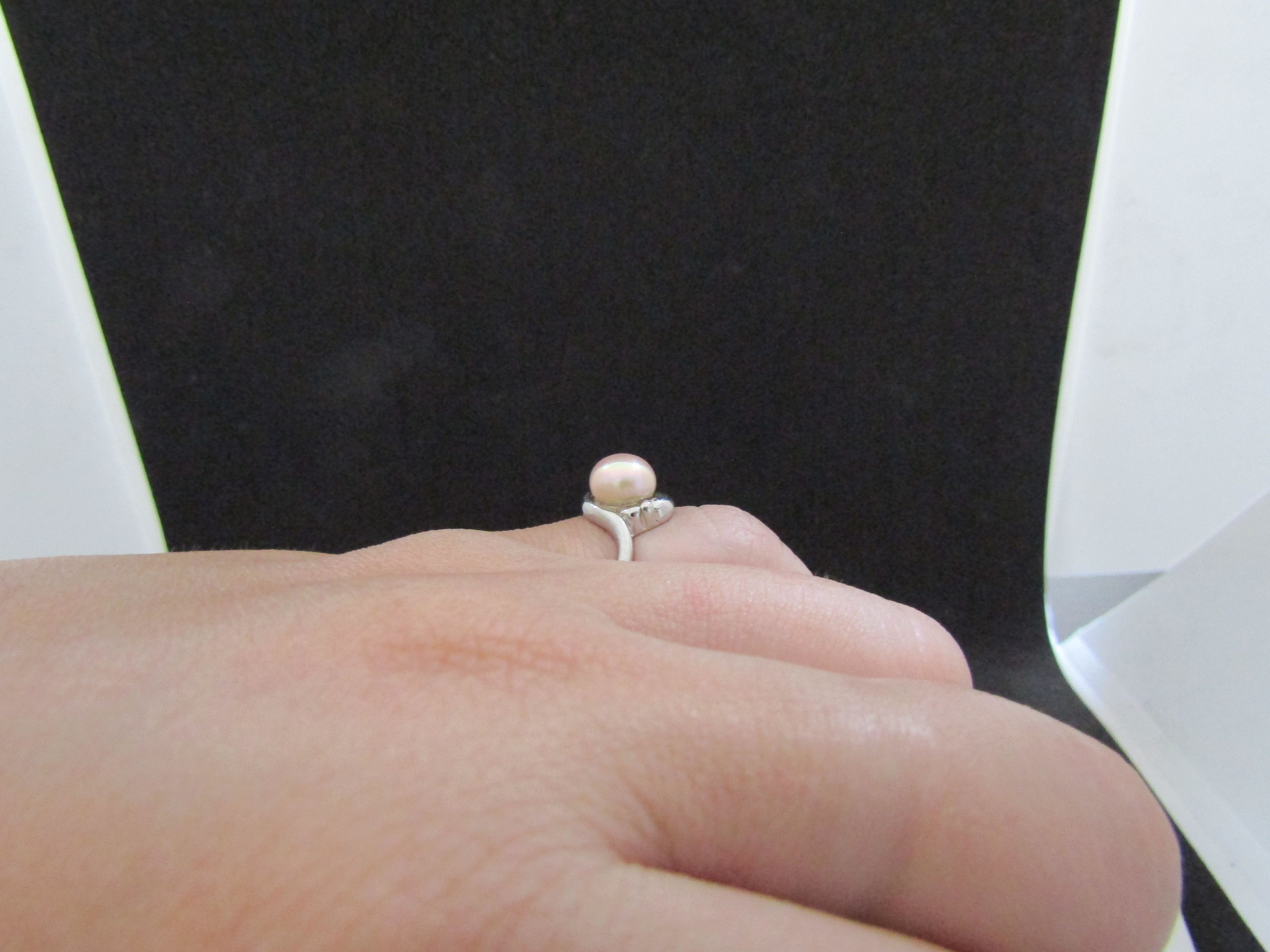 Jewelry Cream Freshwater Pearl Ring - US Size 5.25 Size ONE SIZE - 4 Thumbnail
