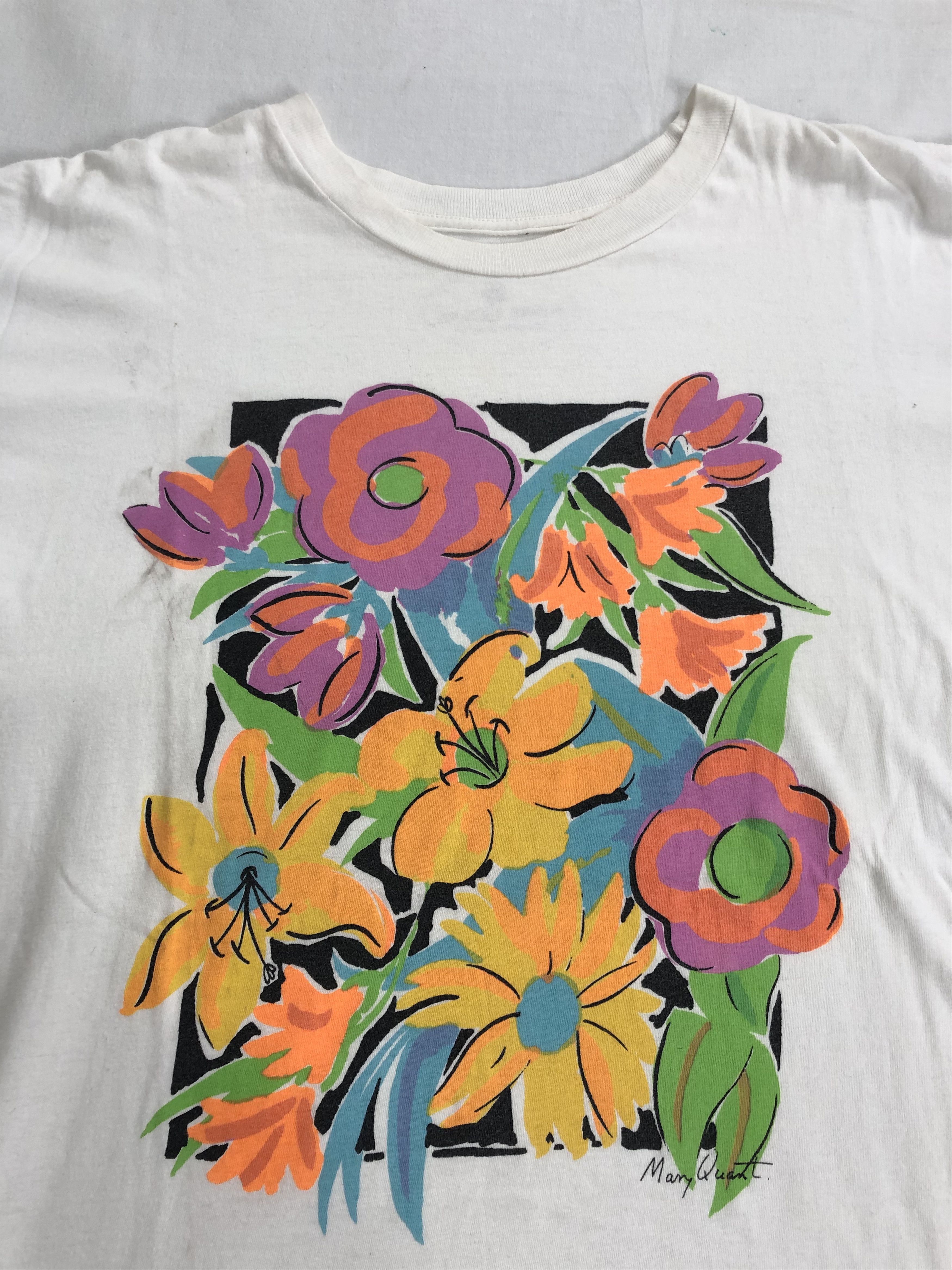 Designer × Vintage Vintage 90s Mary Quant London Tokyo Flowers T-shirt Size US XL / EU 56 / 4 - 2 Thumbnail