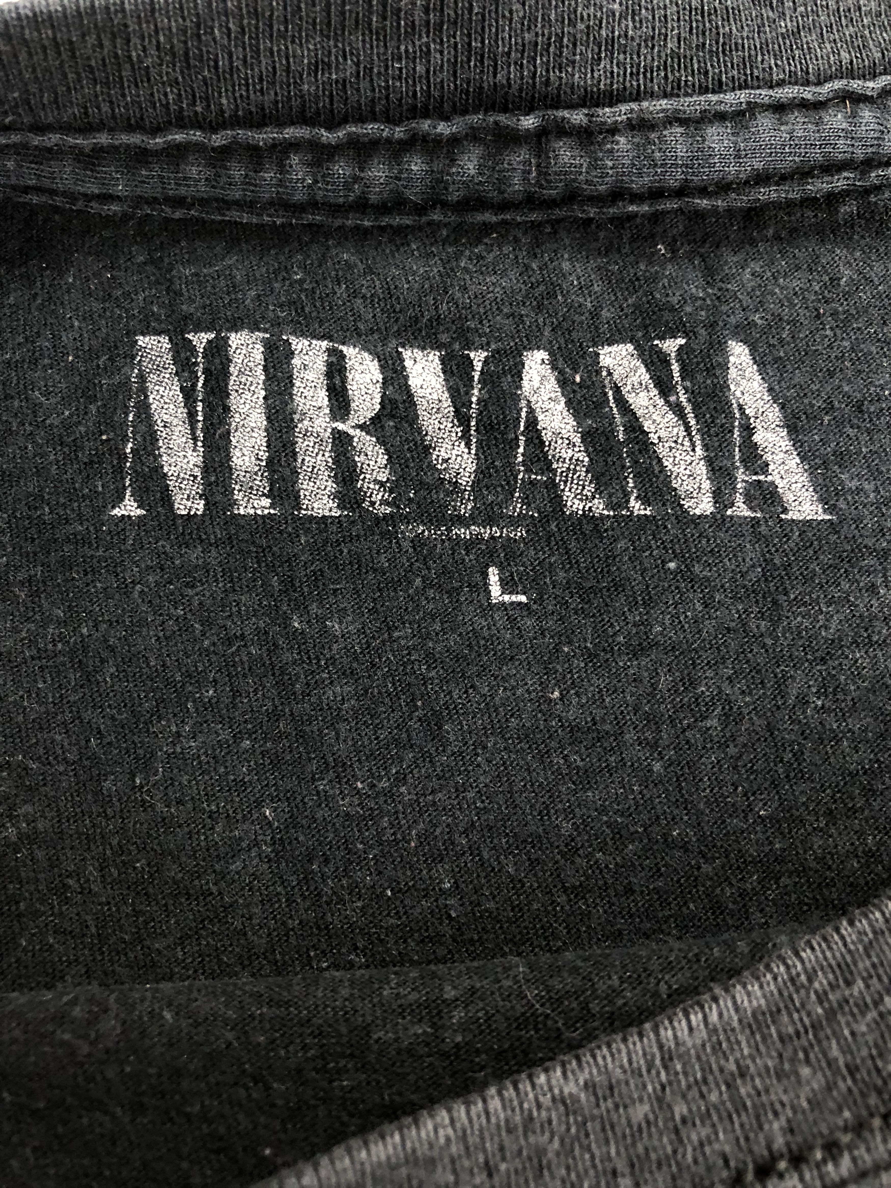 Band Tees Vintage 2015 Nirvana (Pearl Jam Foo Fighters Green Day) Size US L / EU 52-54 / 3 - 11 Thumbnail