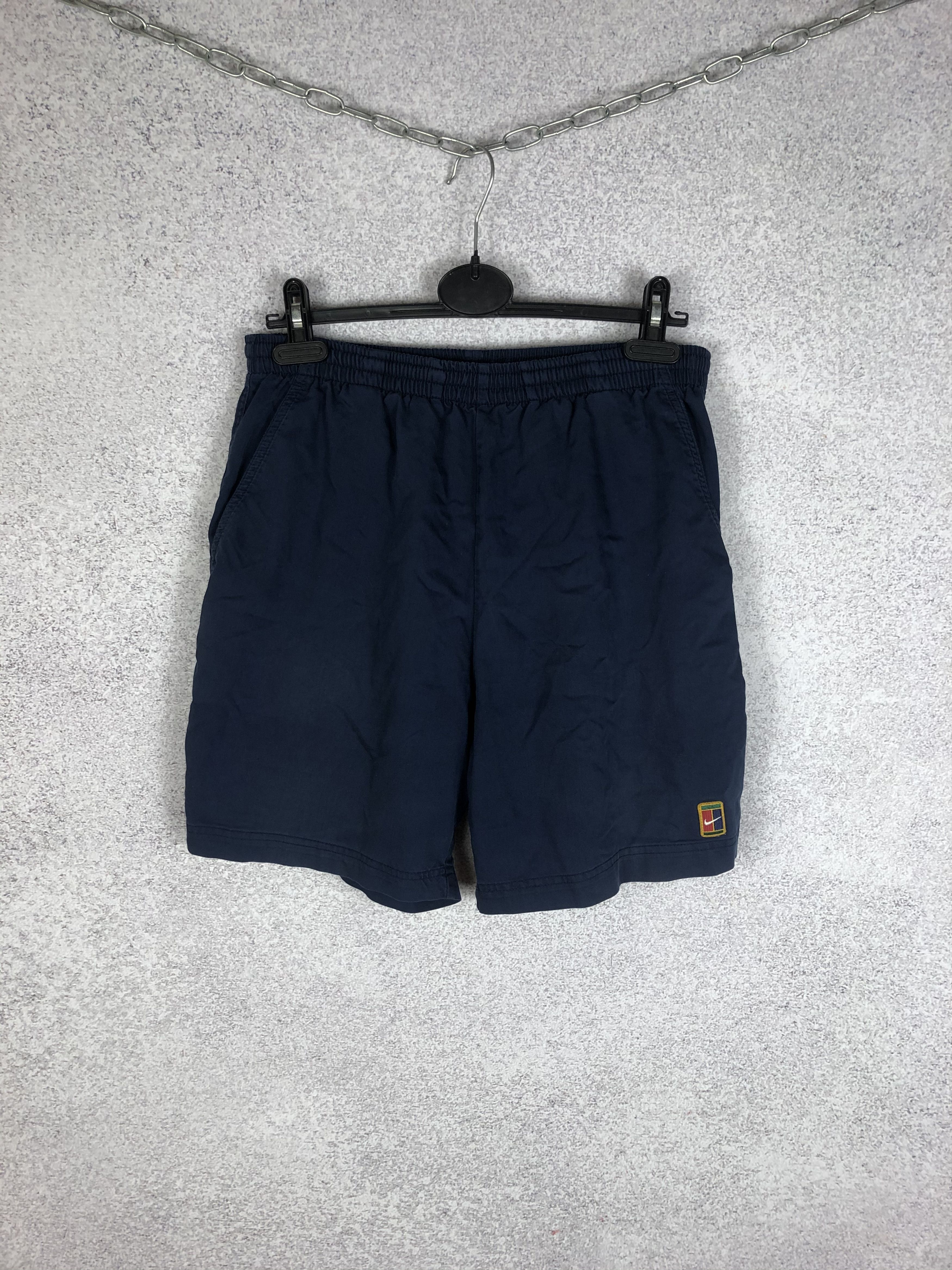 Nike Vintage Nike Challenge Court Shorts Small Swoosh Size US 28 / EU 44 - 1 Thumbnail